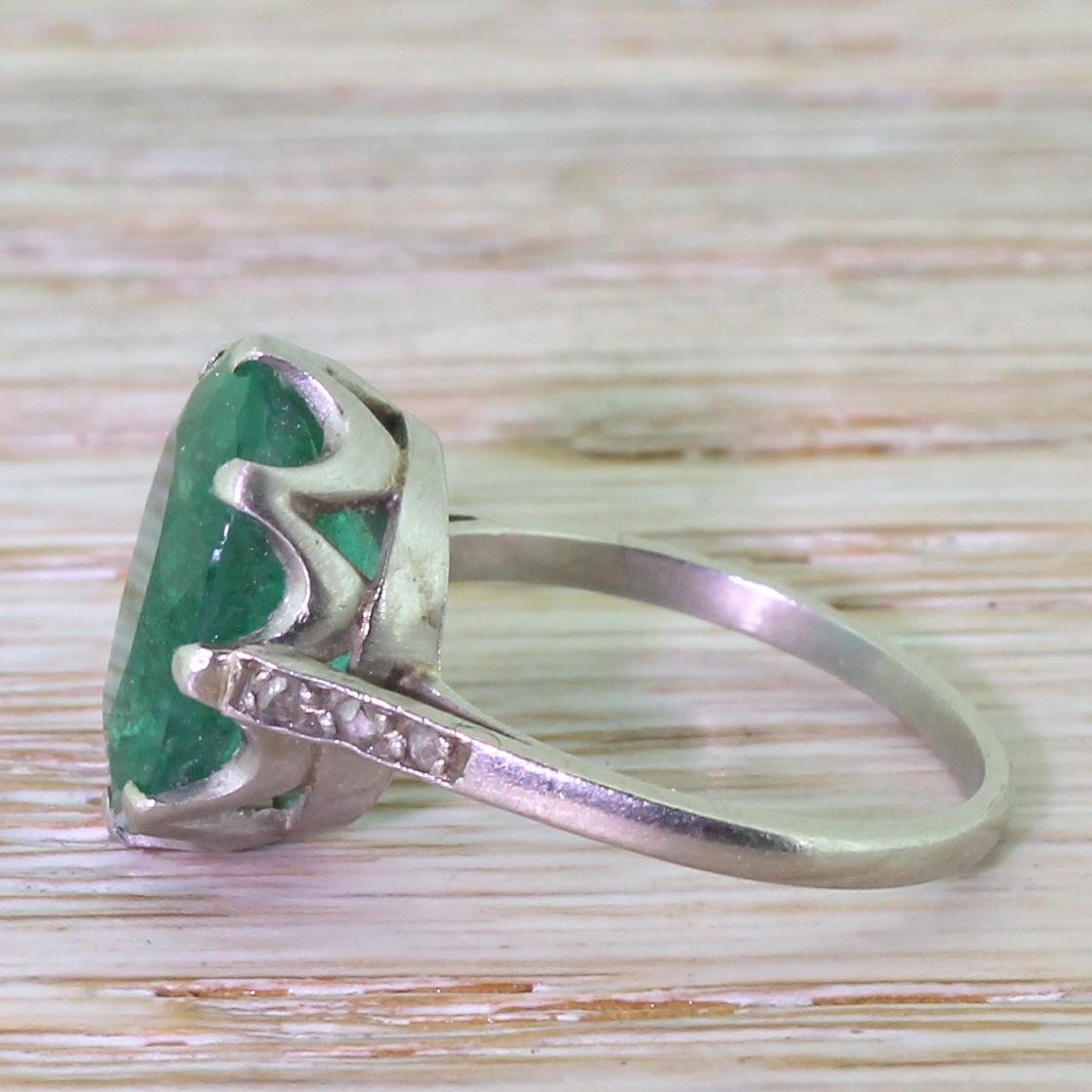 Art Deco 5.20 Carat Oval Cut Emerald Solitaire Ring In New Condition For Sale In Essex, GB