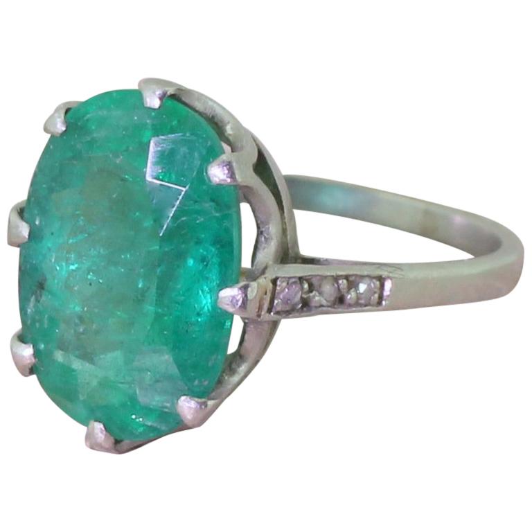 Art Deco 5.20 Carat Oval Cut Emerald Solitaire Ring For Sale