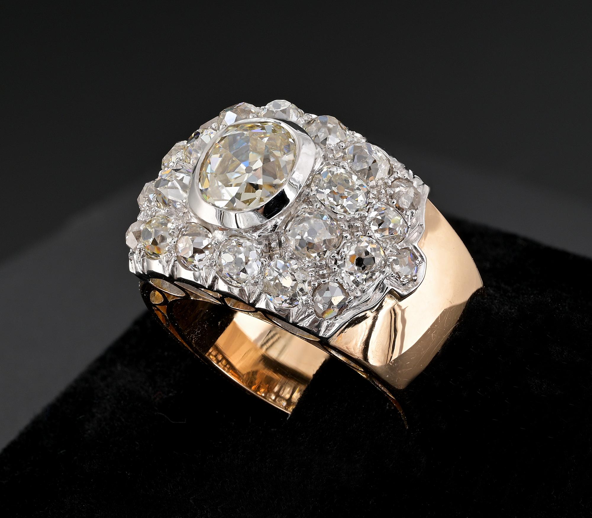 Art Deco 5.26 Ct Old Mine Diamond Platinum Gold Rare Ring In Good Condition For Sale In Napoli, IT
