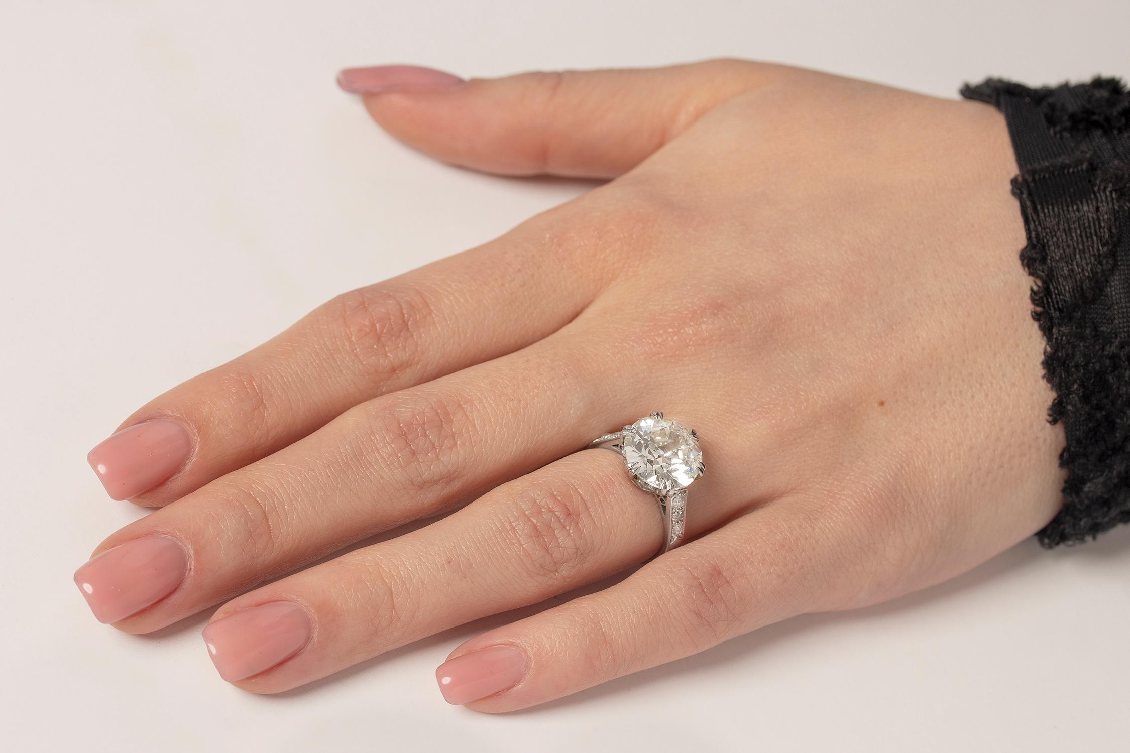 Art Deco 5.28 Carat Diamond Solitaire Engagement Ring c.1920s For Sale 5