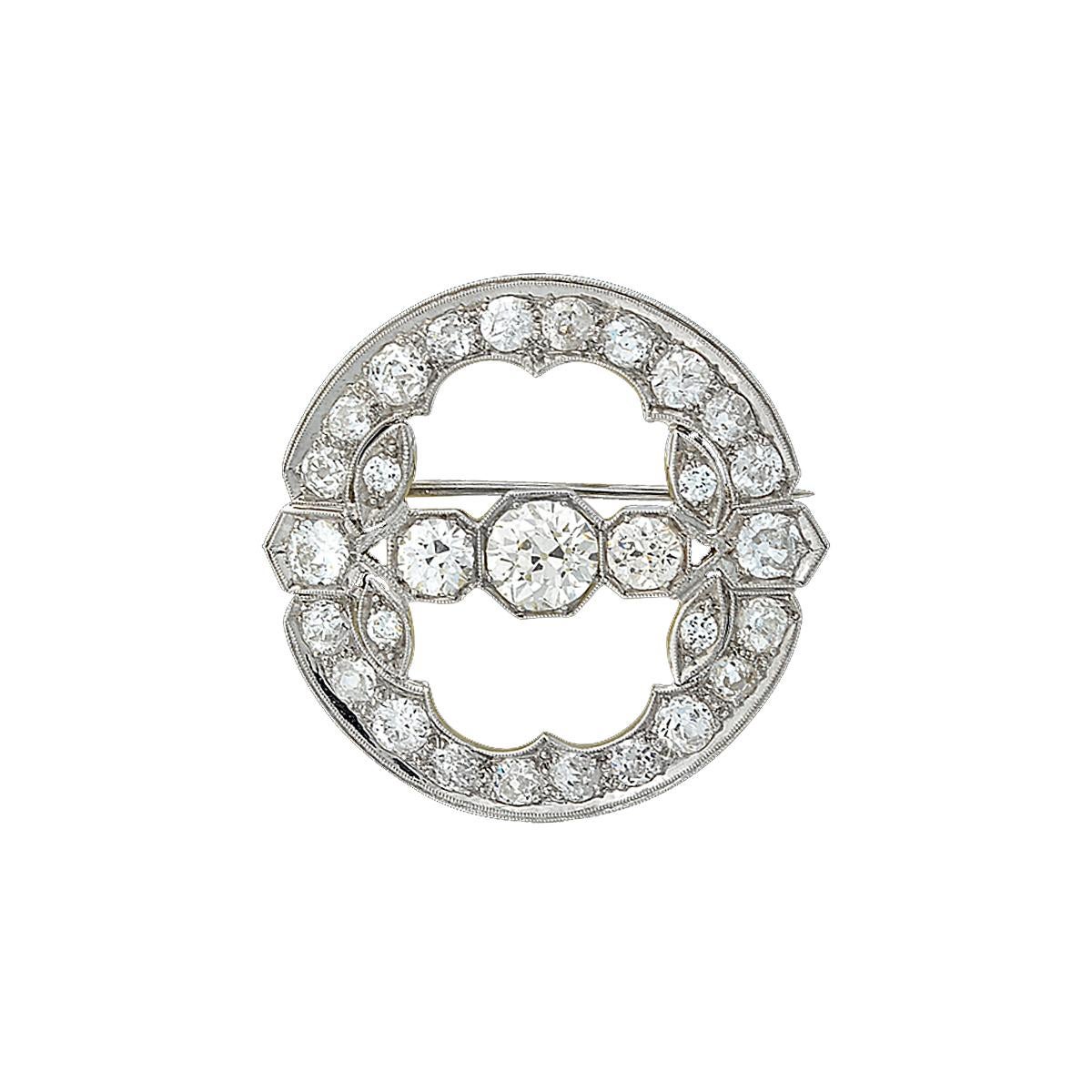 Art Deco 5.35 Carat Diamond Platinum Brooch In Excellent Condition For Sale In Miami, FL