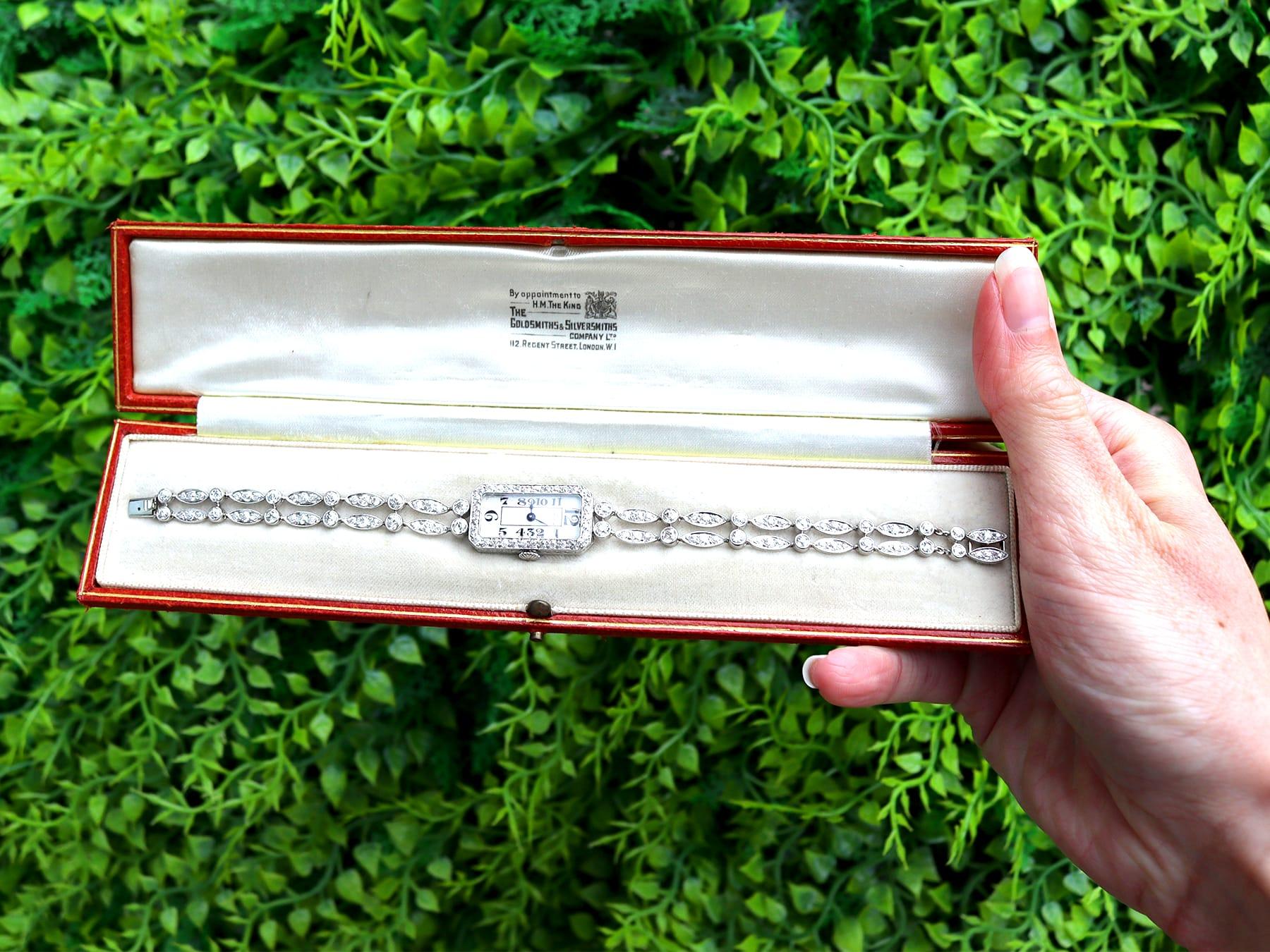 Taglio antico europeo Orologio da cocktail in platino e diamanti Art Déco da 5,44 carati - CIRCA 1935 in vendita