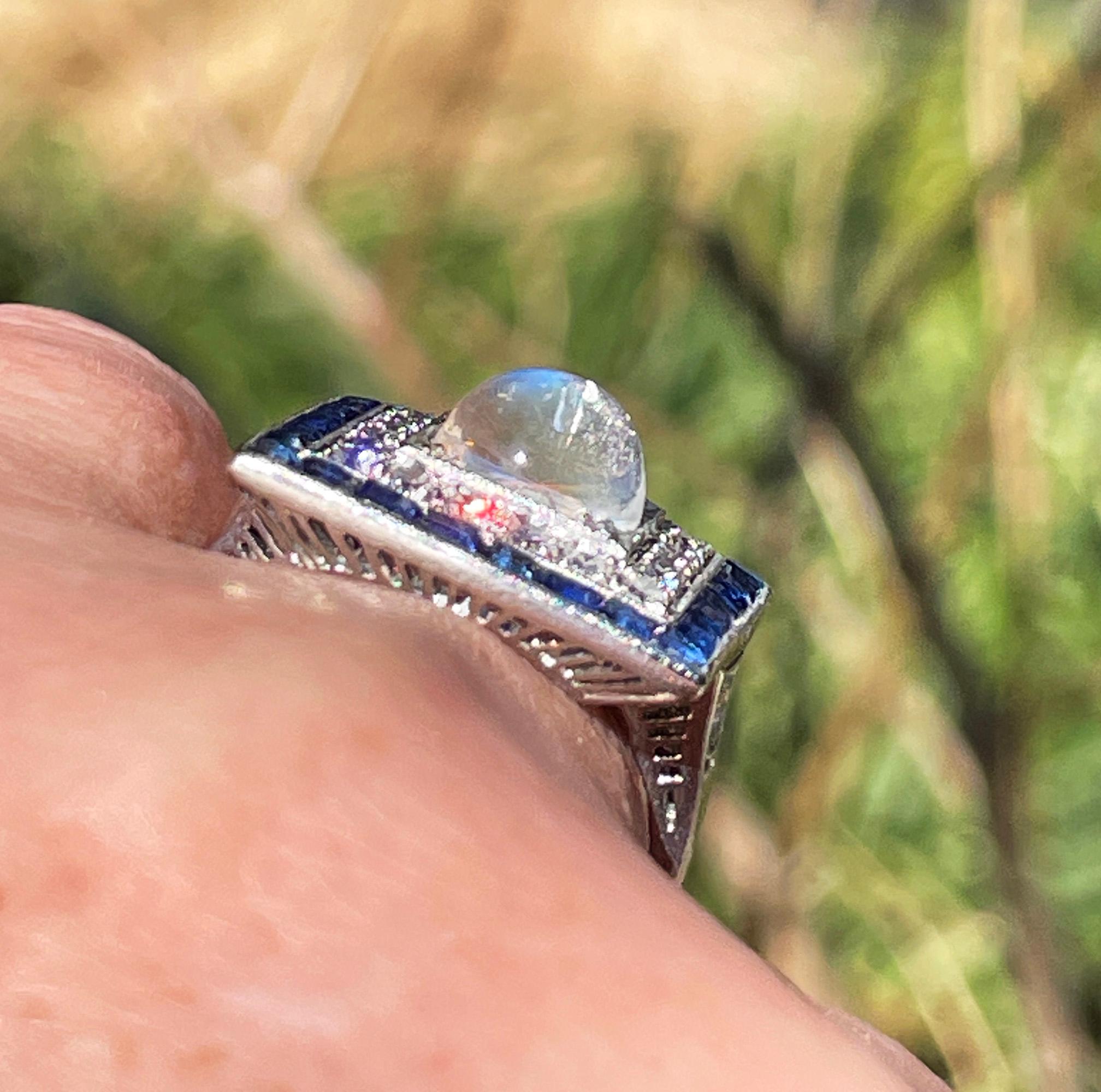 Art Deco 5.54ctw Blue Moonstone Diamond Sapphire Platinum Dinner Ring, C. 1920 For Sale 8