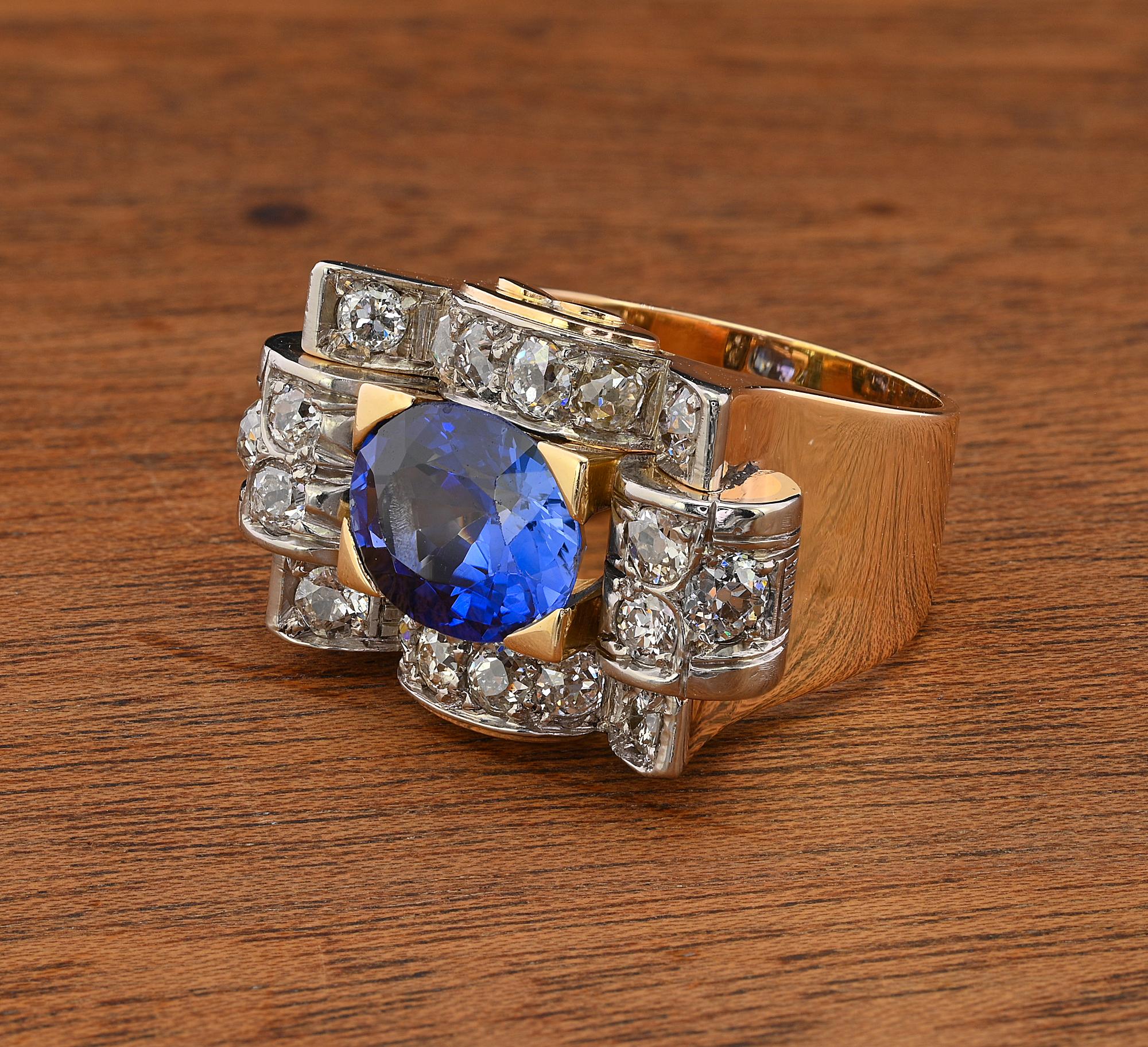 Art Deco 5,60 Karat Verneuil Saphir 3,20 Karat Diamantring Damen im Angebot