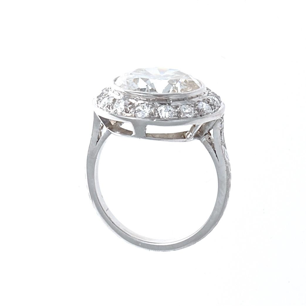 Art Deco 5.62 Carat Round Brilliant Cut Diamond Platinum Ring In Excellent Condition In Beverly Hills, CA