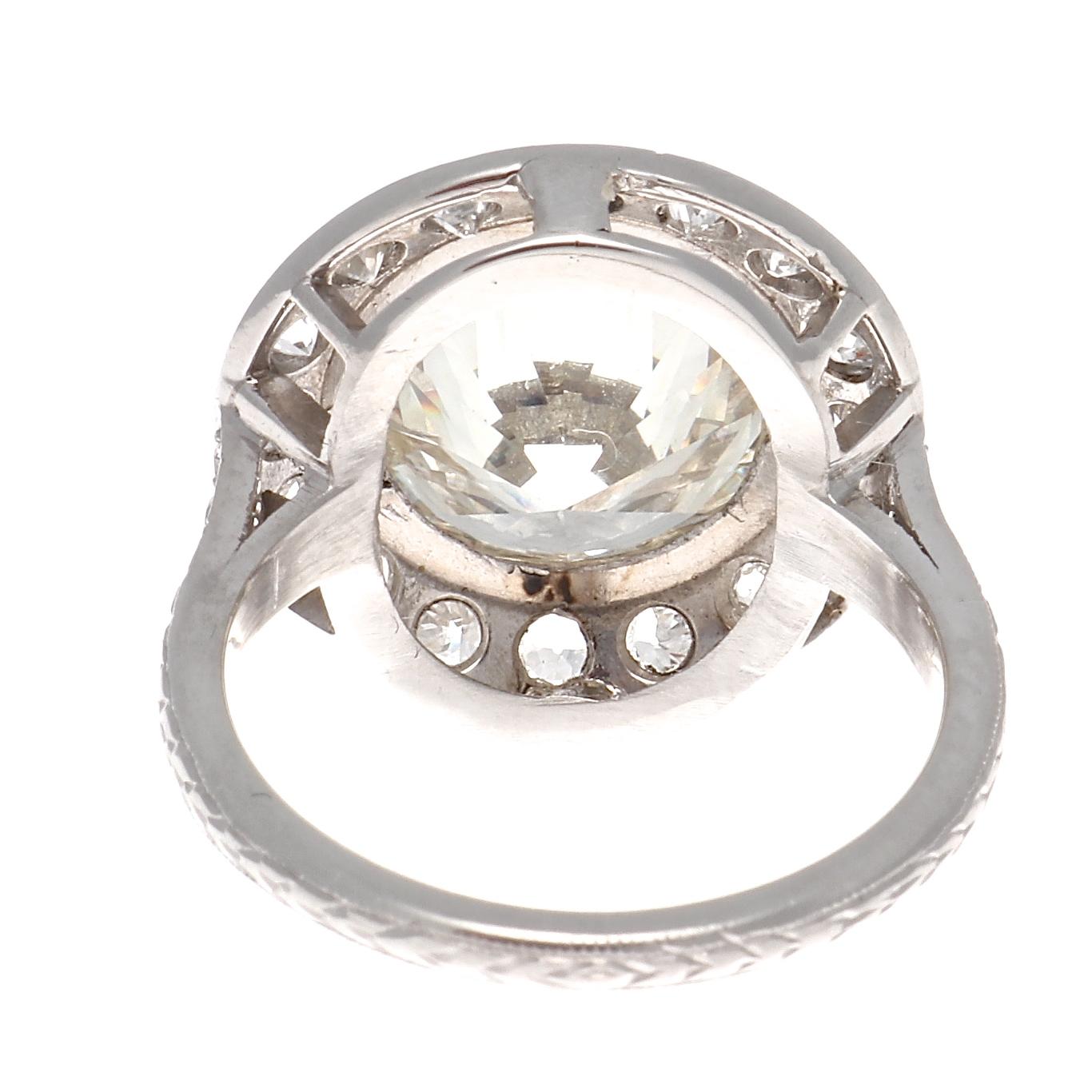 Women's Art Deco 5.62 Carat Round Brilliant Cut Diamond Platinum Ring