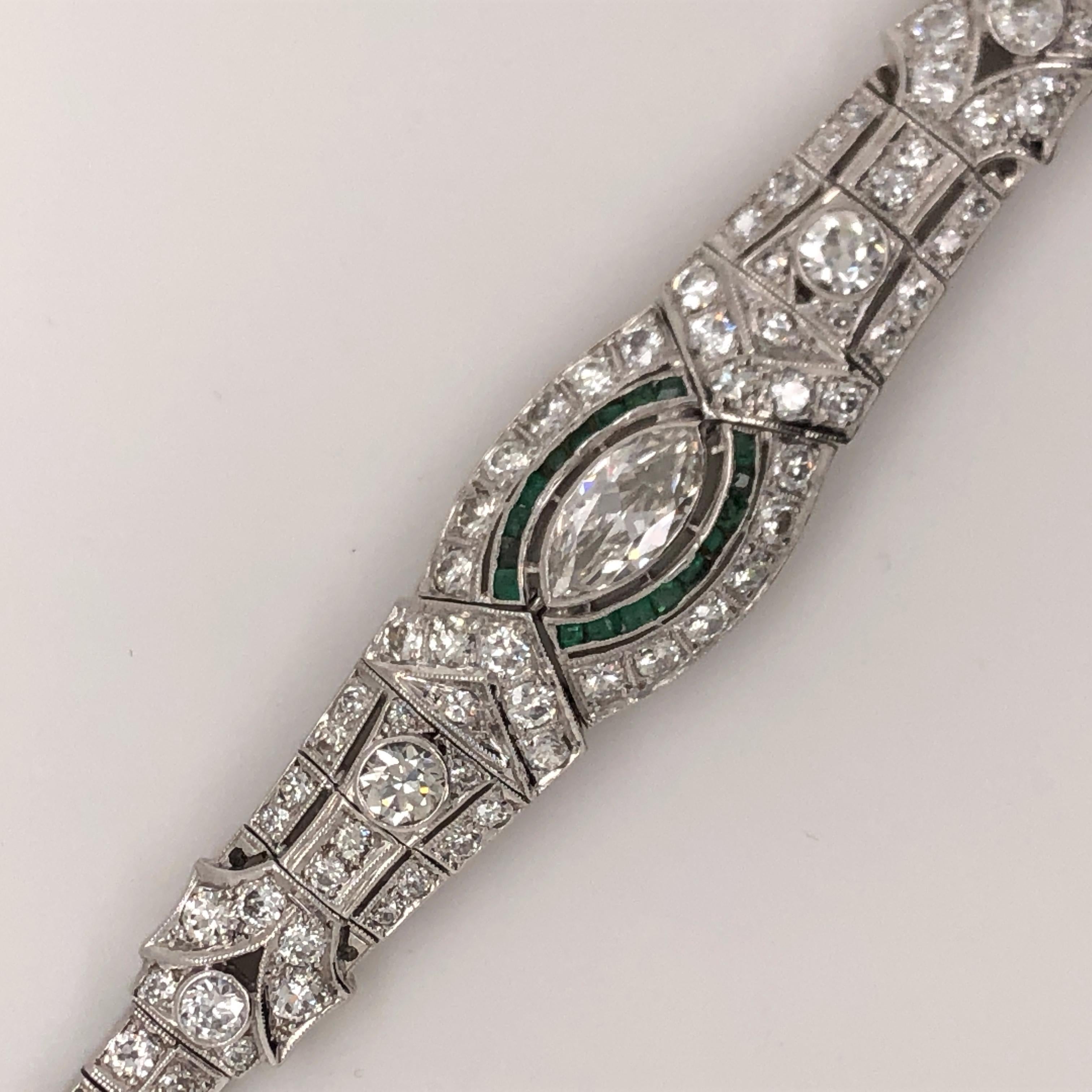 Art Deco 5.76 Carat Diamond and French Cut Emerald Bracelet 1