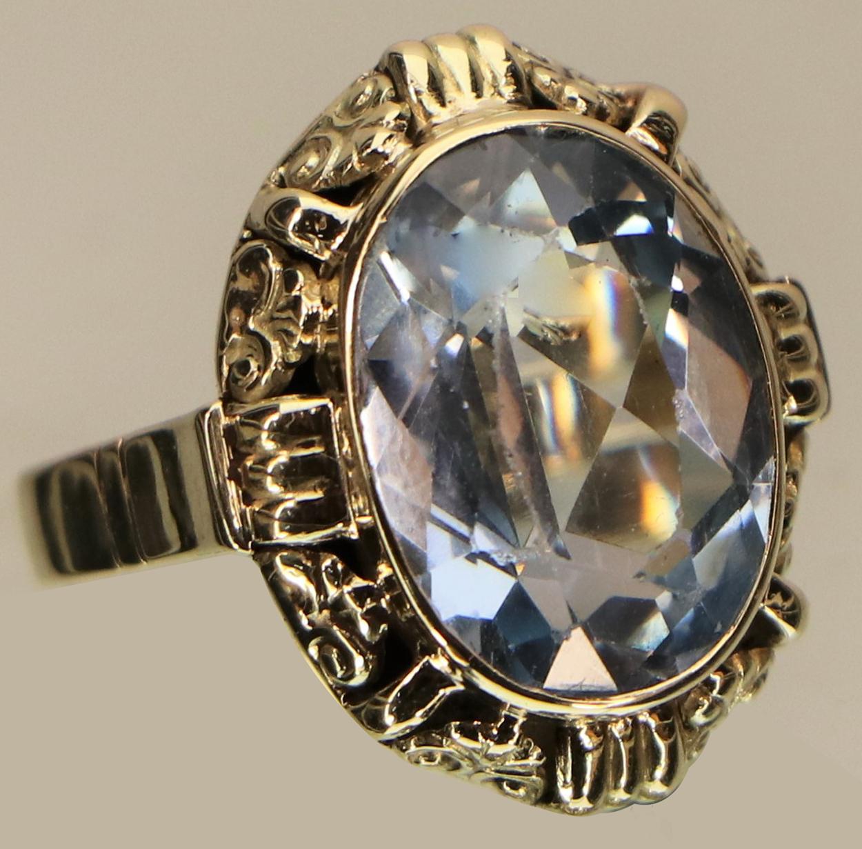 Art Deco 585 Gold, Blue Topaz Ring For Sale 1