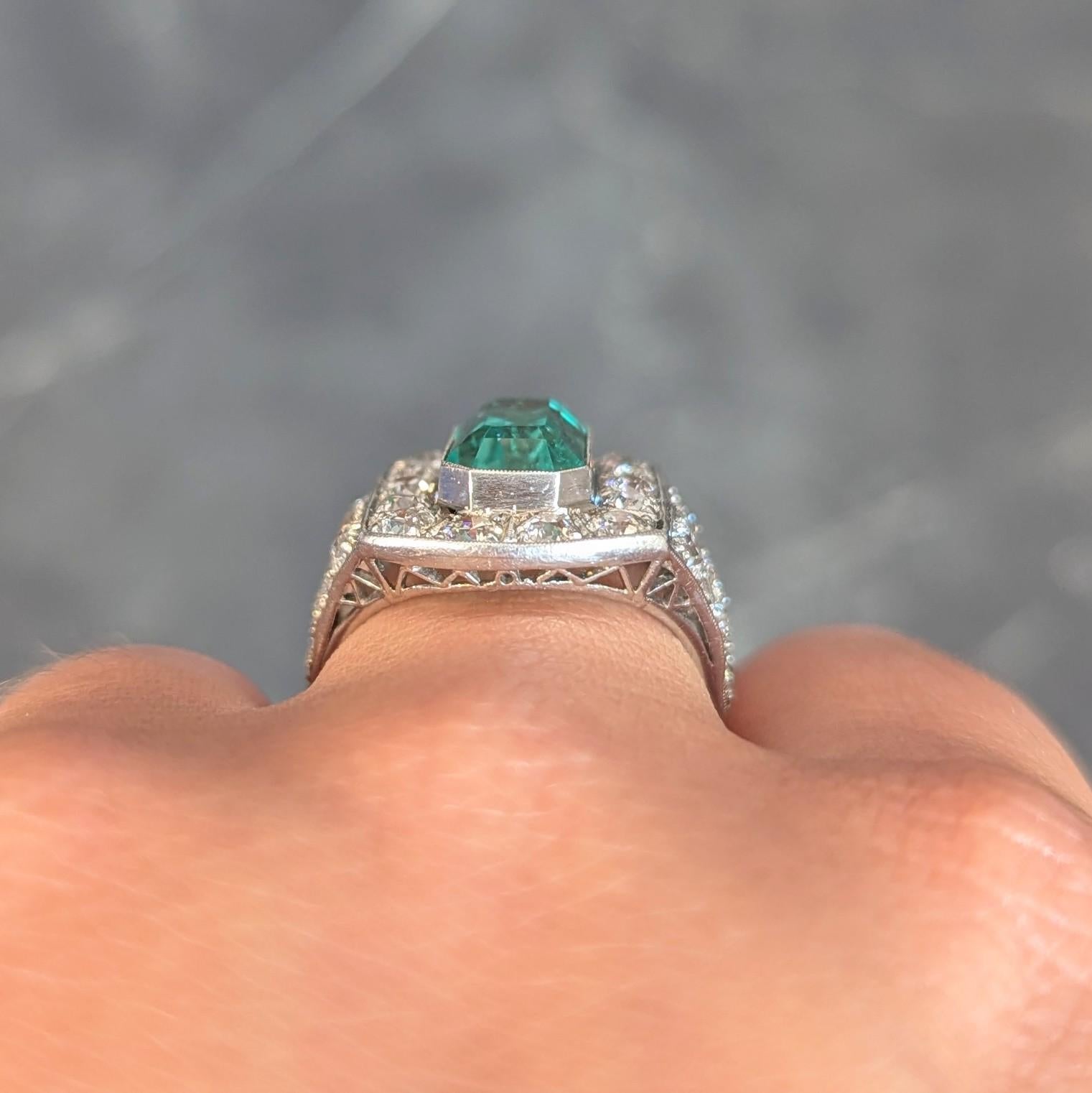Art Deco 5.86 CTW Colombian Emerald Diamond Platinum Vintage Halo Ring GIA For Sale 8