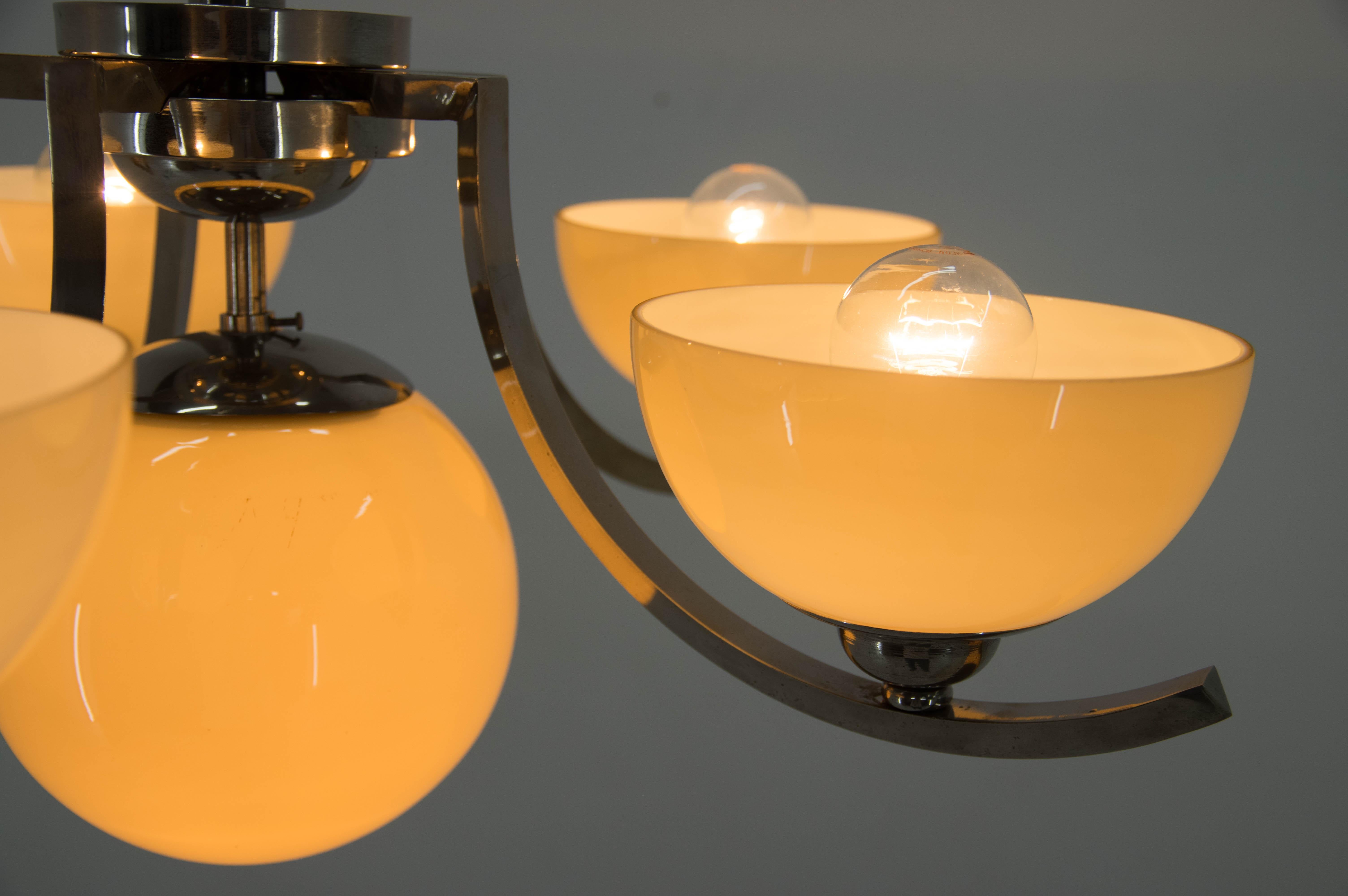 Art-déco-Kronleuchter mit 6 Lampen, vernickelt, 1930er Jahre, restauriert im Angebot 3