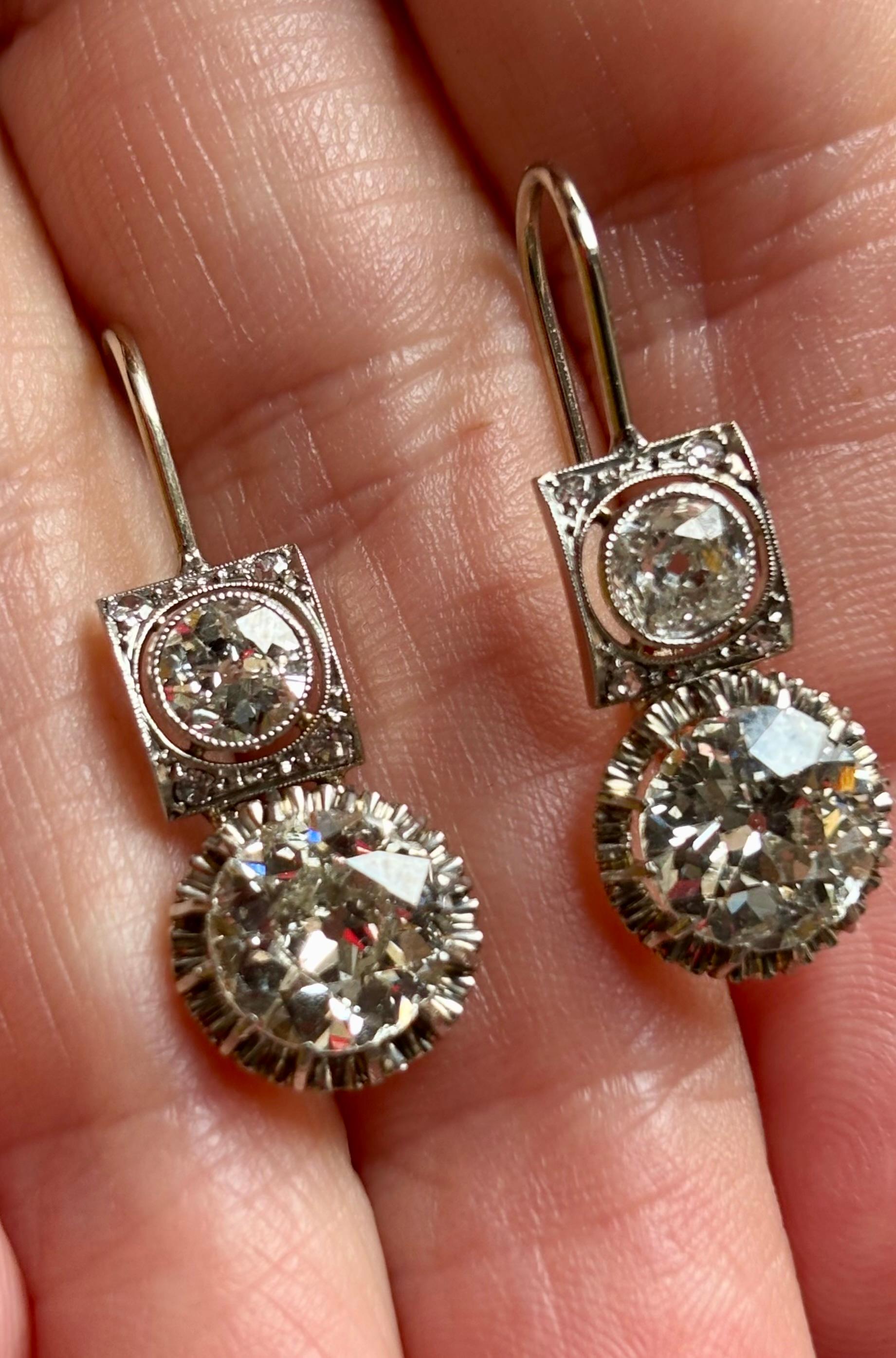 Boucles d'oreilles art déco en platine, 6,00 carats, diamant taille européenne, vers 1925 Pour femmes en vente