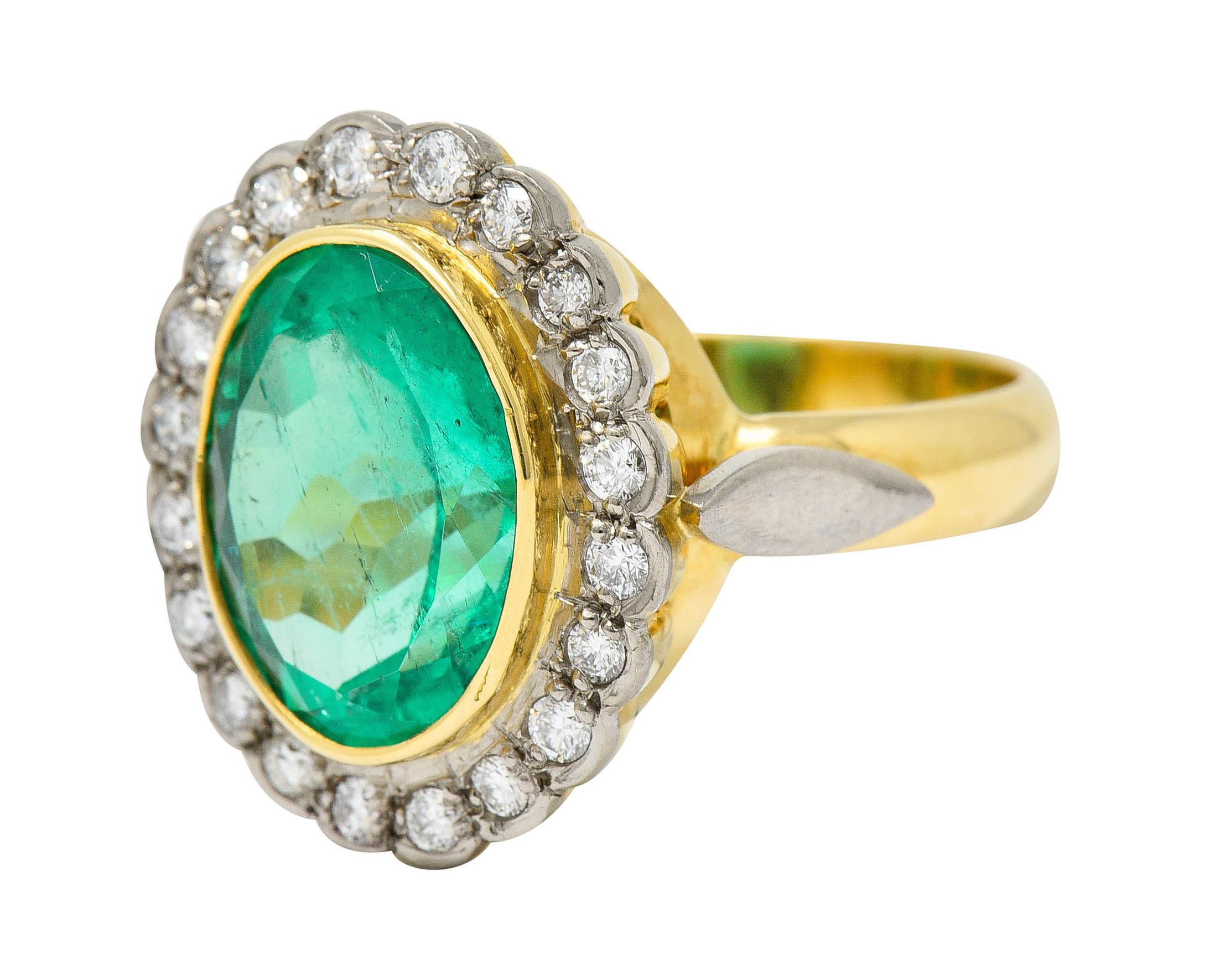 Art Deco 6.15 Carats Colombian Emerald Diamond 18 Karat Gold Cluster Ring GIA 1