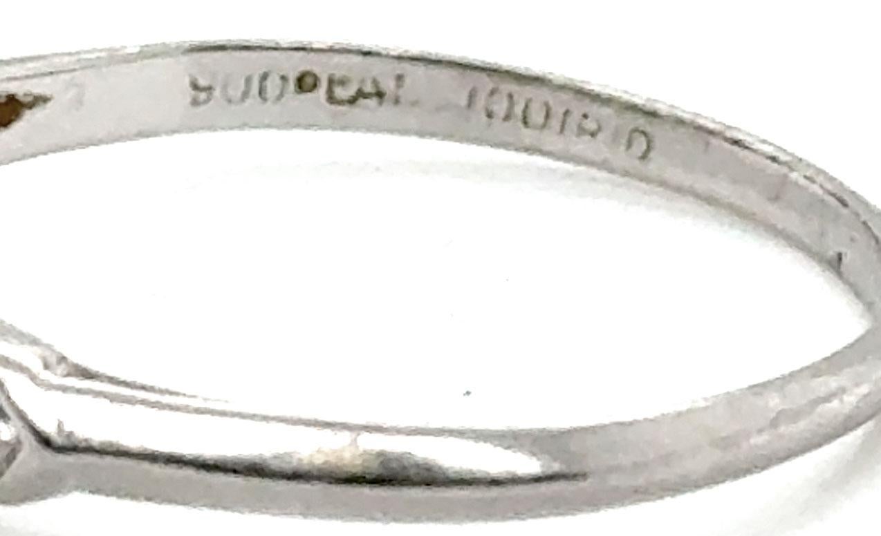 Taglio rotondo Anello con diamante Art Deco .63ct GIA Platino Antico 1930 originale estratto in vendita