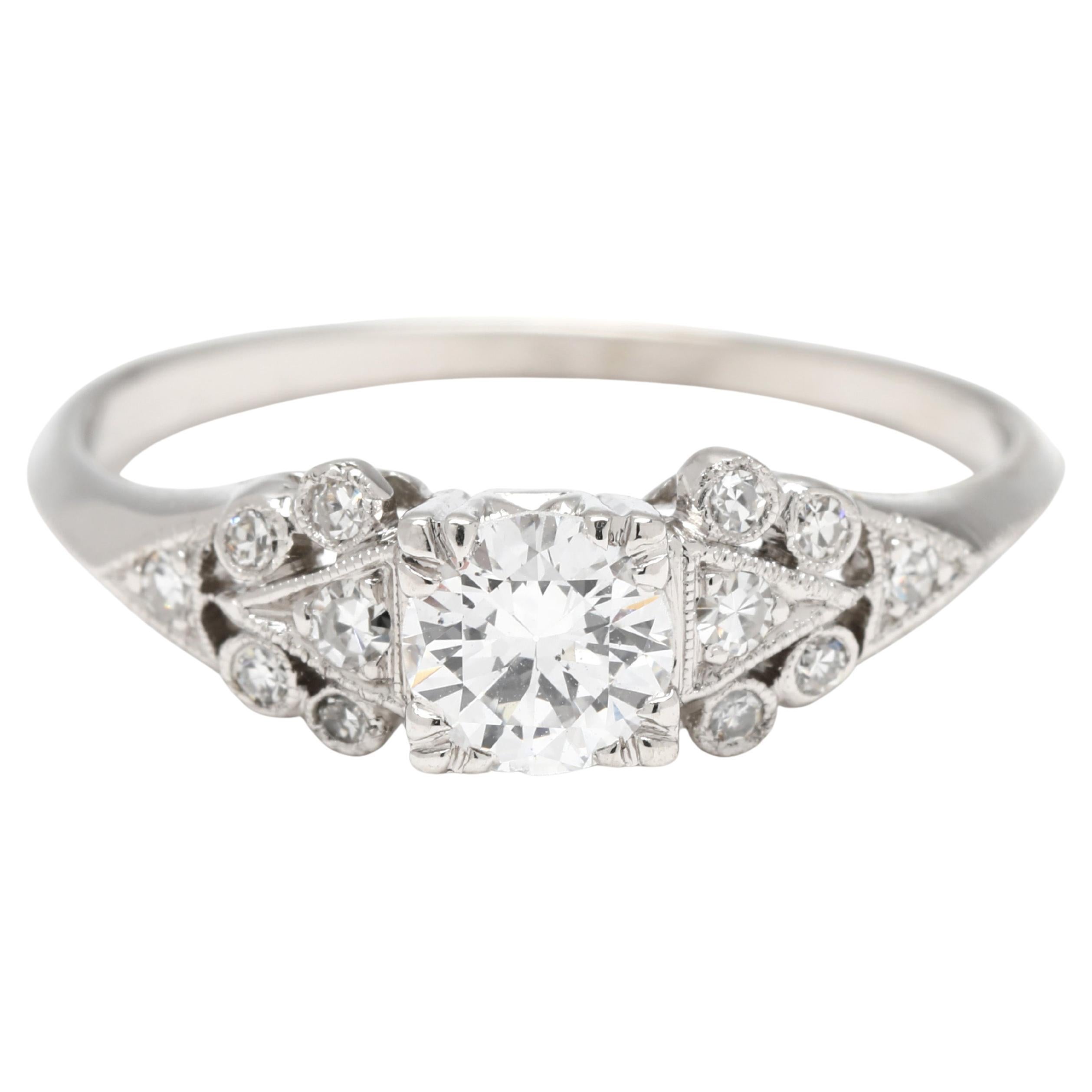 Anillo de compromiso de diamantes art déco de 0,63 ctw, platino, talla 7 en venta