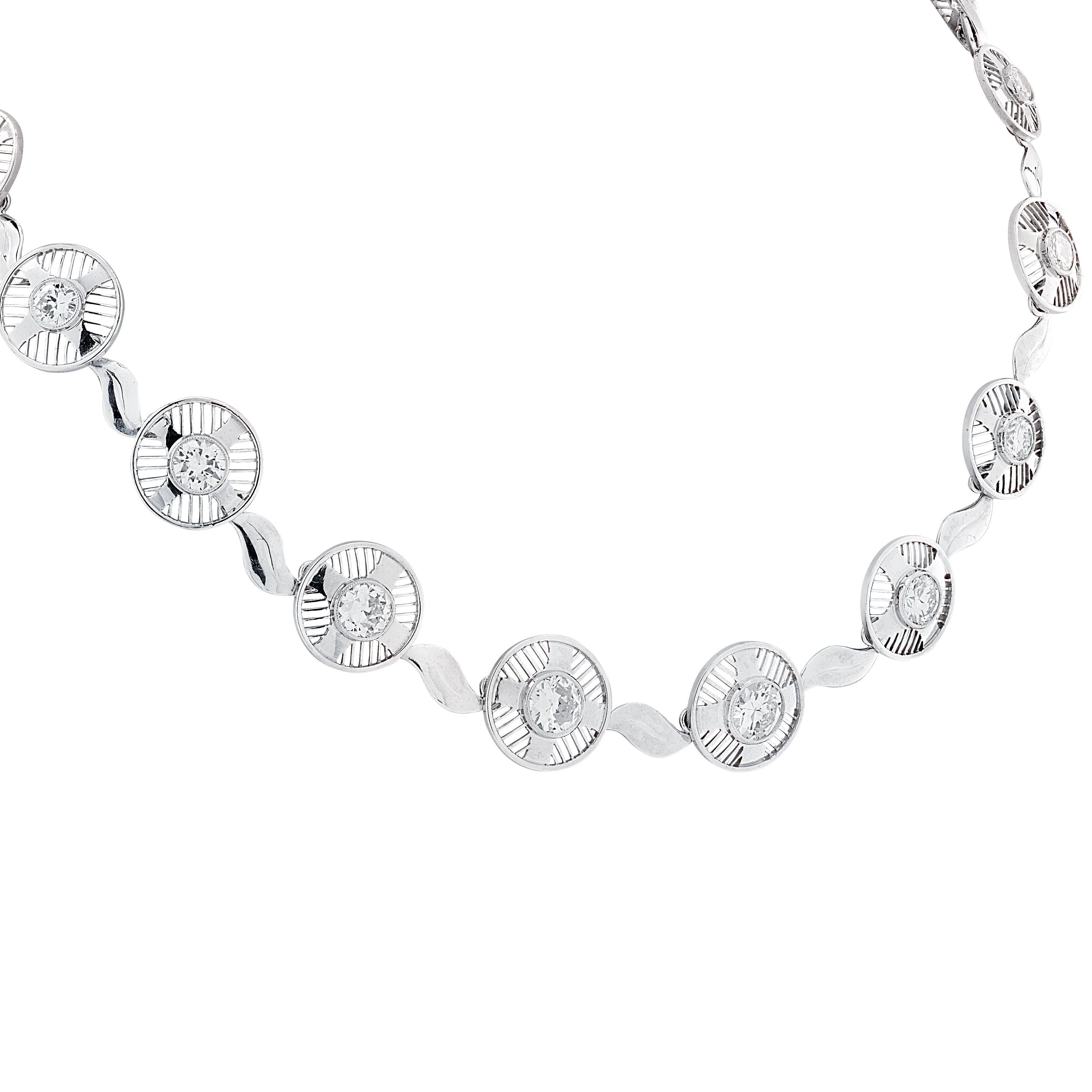 Women's Art Deco 6.5 Carat Old European Cut Diamond Necklace For Sale