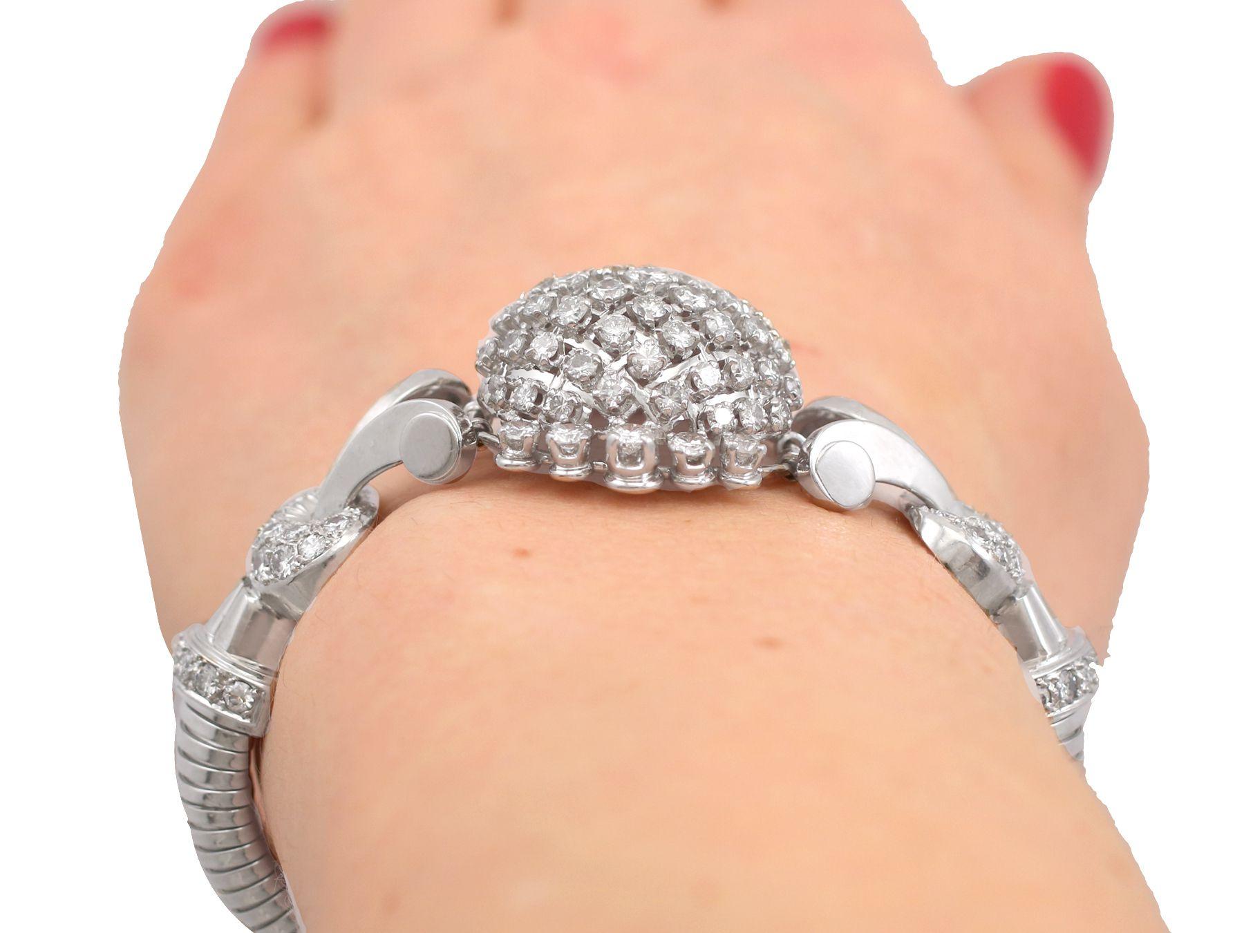 Bracelet collier Art déco en or blanc 18 carats et diamants de 6,68 carats en vente 15