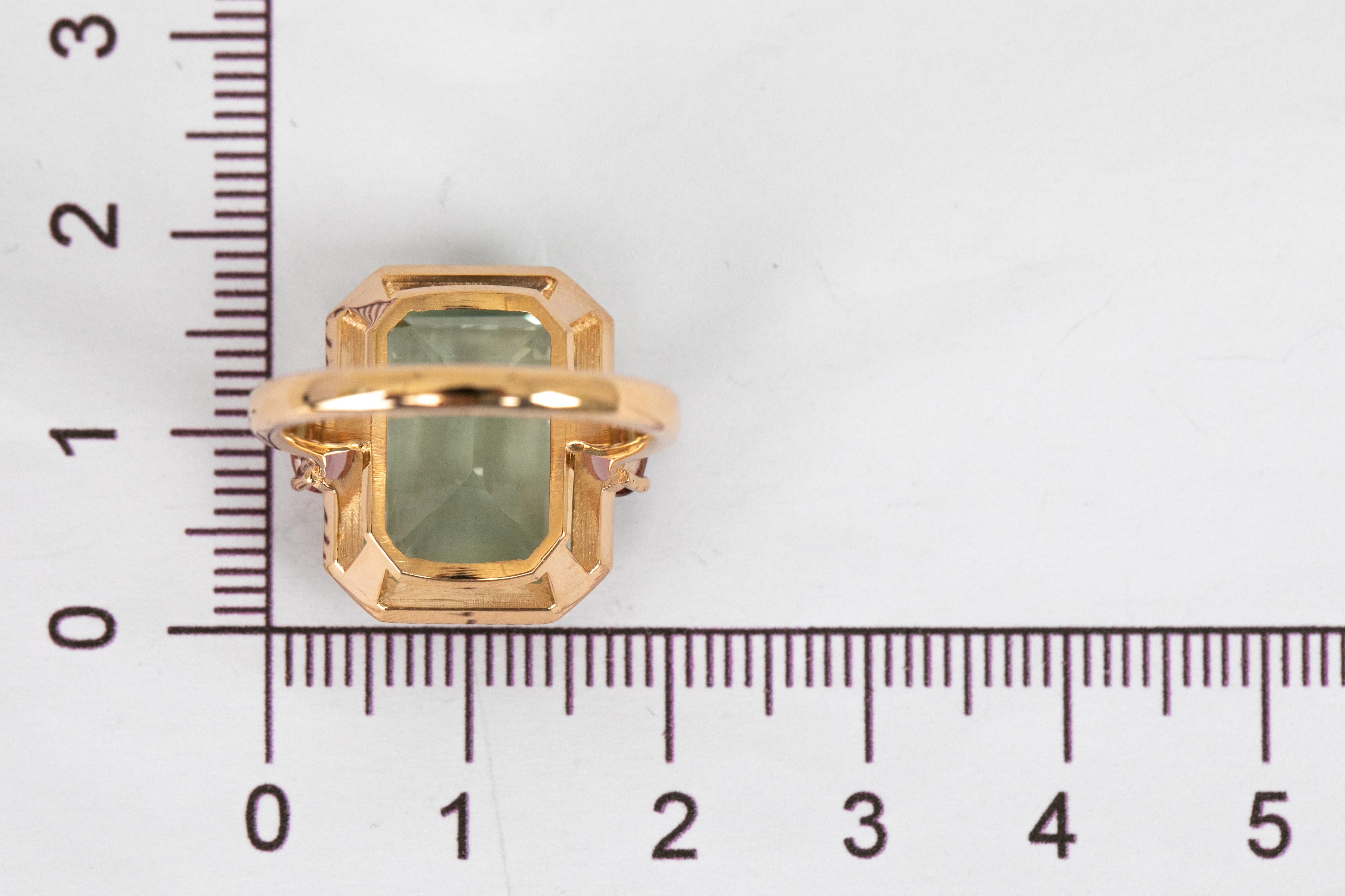 For Sale:  Art Deco 6.70ct. Green Amethyst and 0.45 ct. 14K Gold Ring With Pink Tourmaline 7