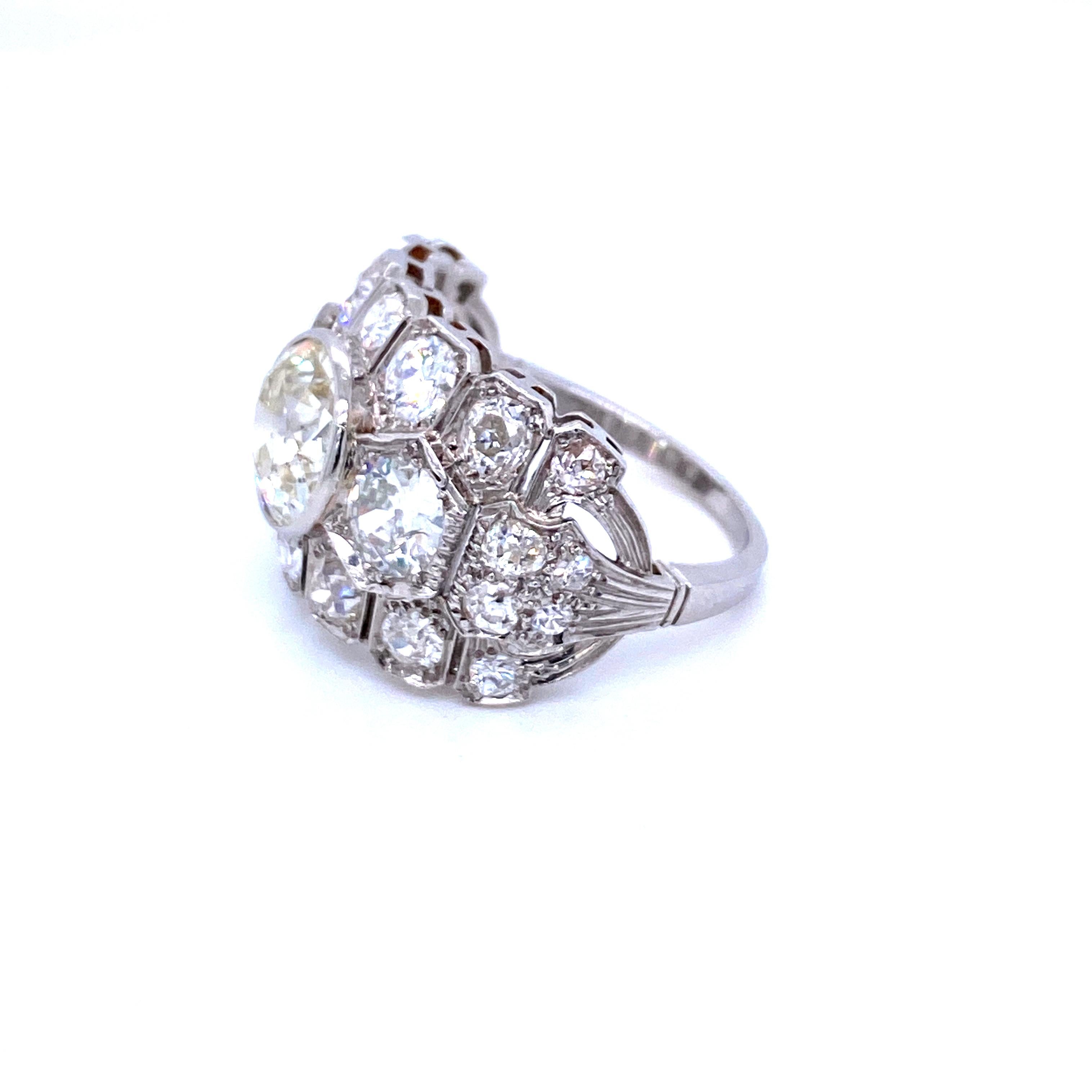 Art Deco 7 Carat Diamond Plaque Ring In Excellent Condition In Napoli, Italy
