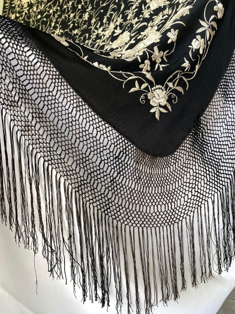 Art Deco 7 Ft. Black Silk Manila Piano Shawl With White Floral Embroidery For Sale 6