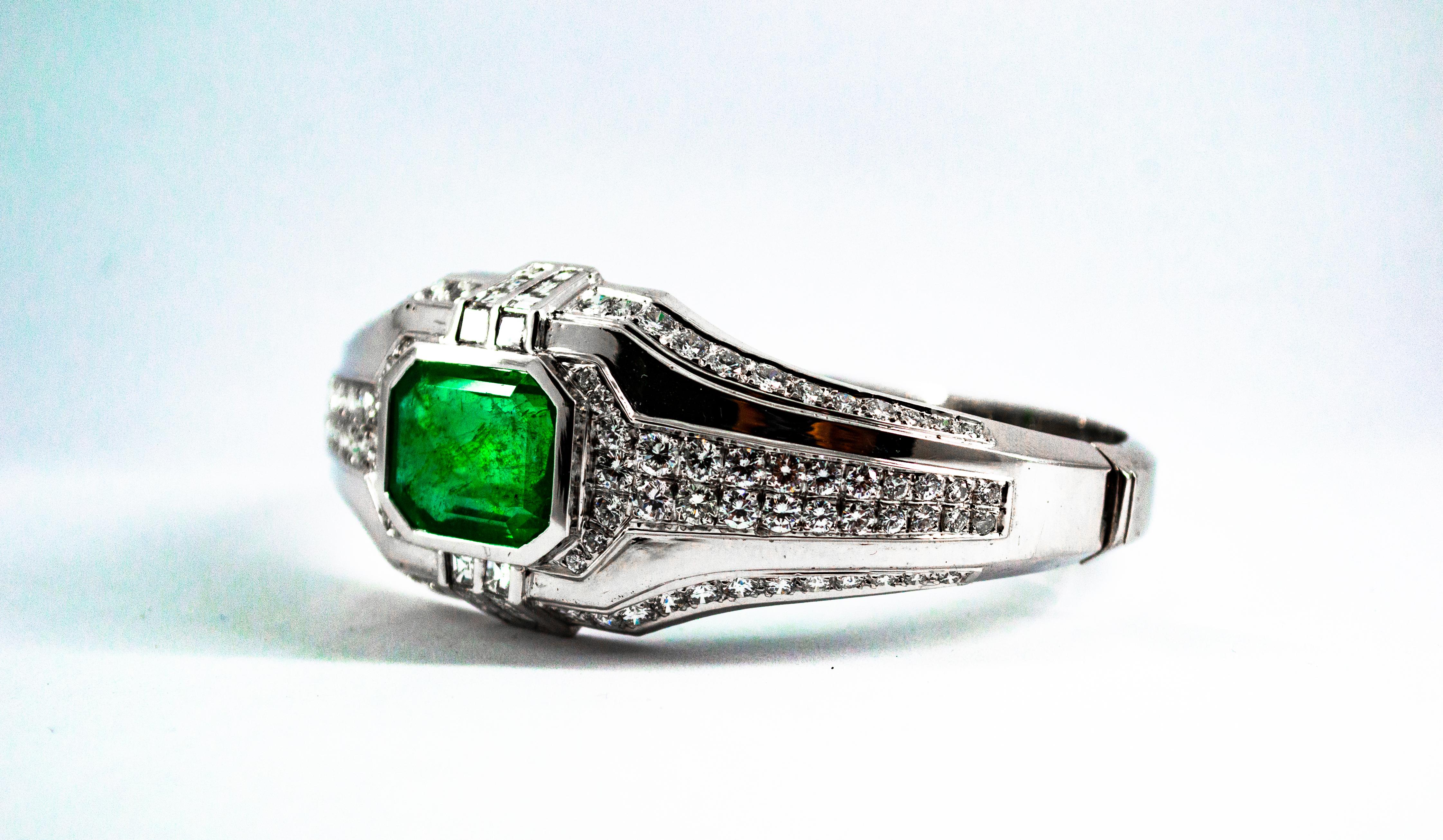Art Deco Style 7.10 Carat Emerald 7.40 Carat White Diamond White Gold Bracelet 7
