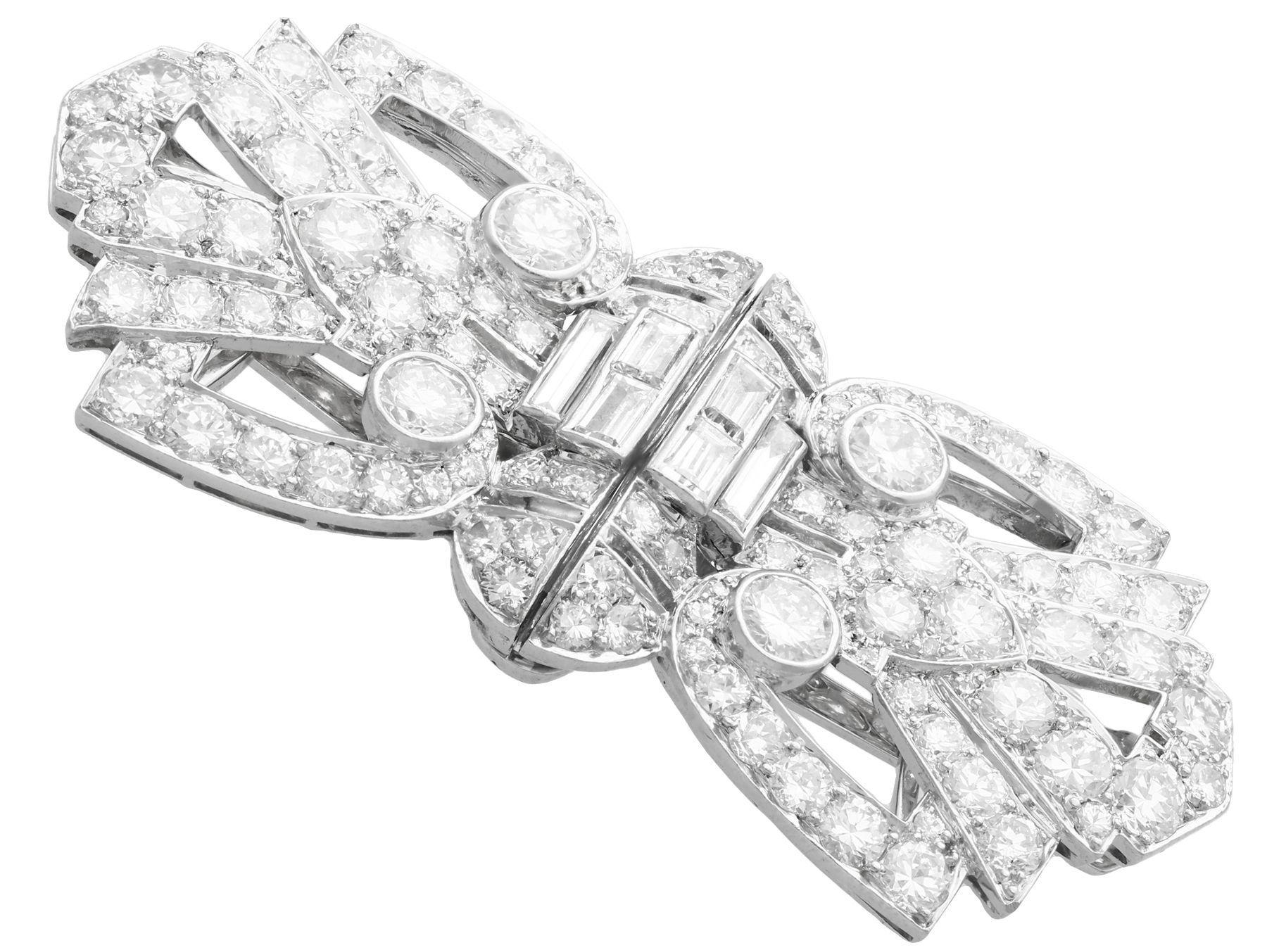 Art Deco 7.27 Carat Diamond and Platinum White Gold Double Clip Brooch 4