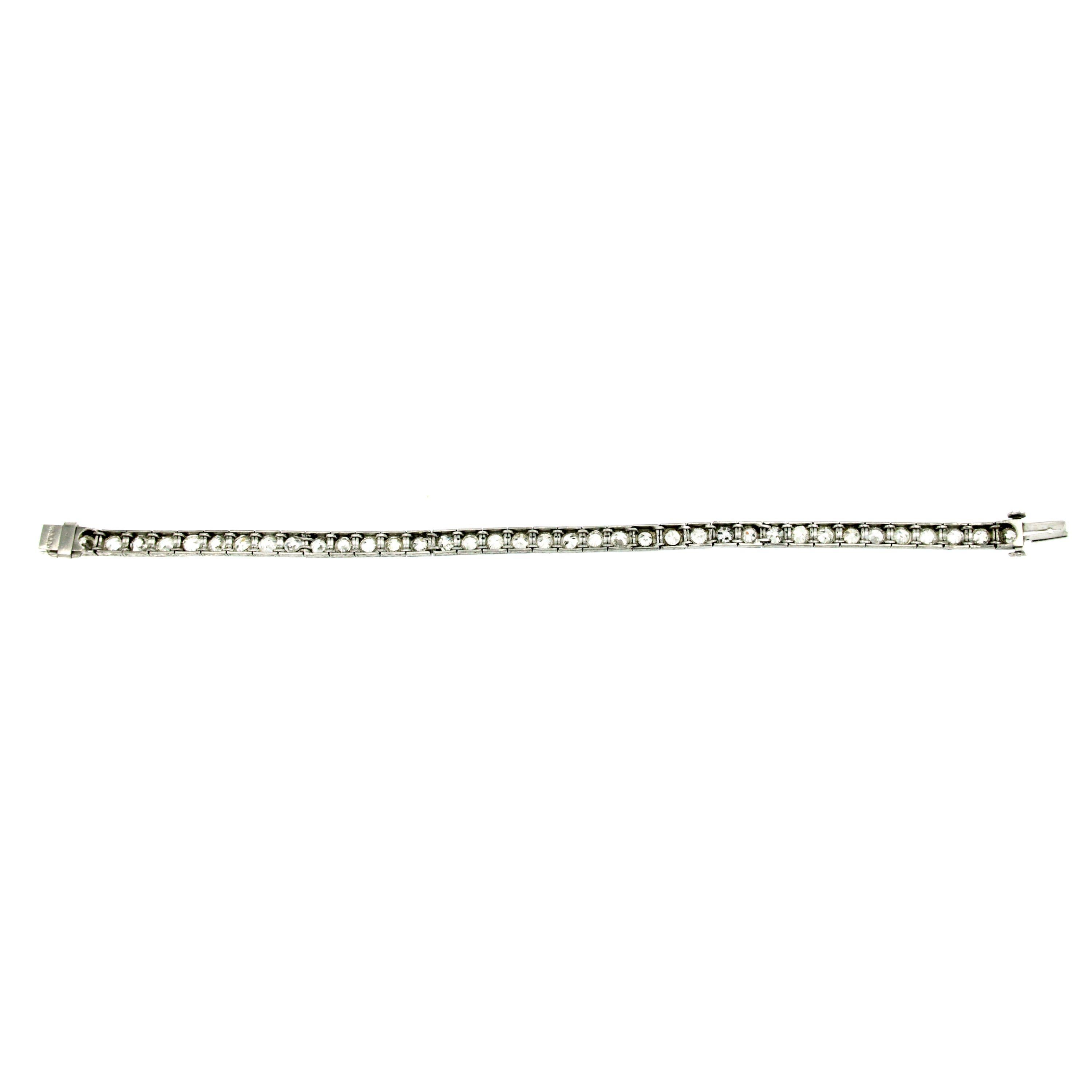 Women's or Men's Art Deco 7, 50 Carat Platinum Bracelet