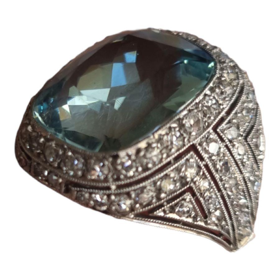 Art-Déco-Ring aus Platin mit 8 Karat Aquamarin und Diamant im Zustand „Gut“ in OVIEDO, AS