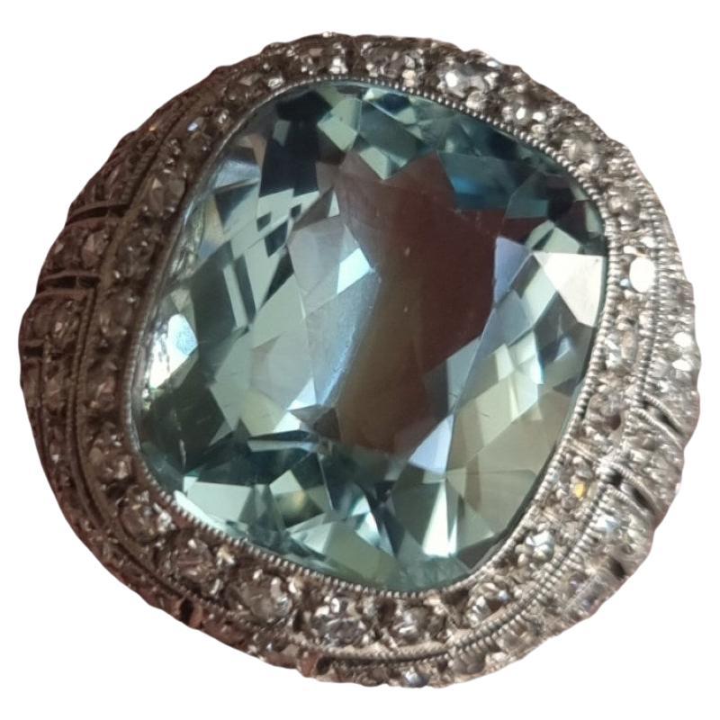 Art-Déco-Ring aus Platin mit 8 Karat Aquamarin und Diamant Damen