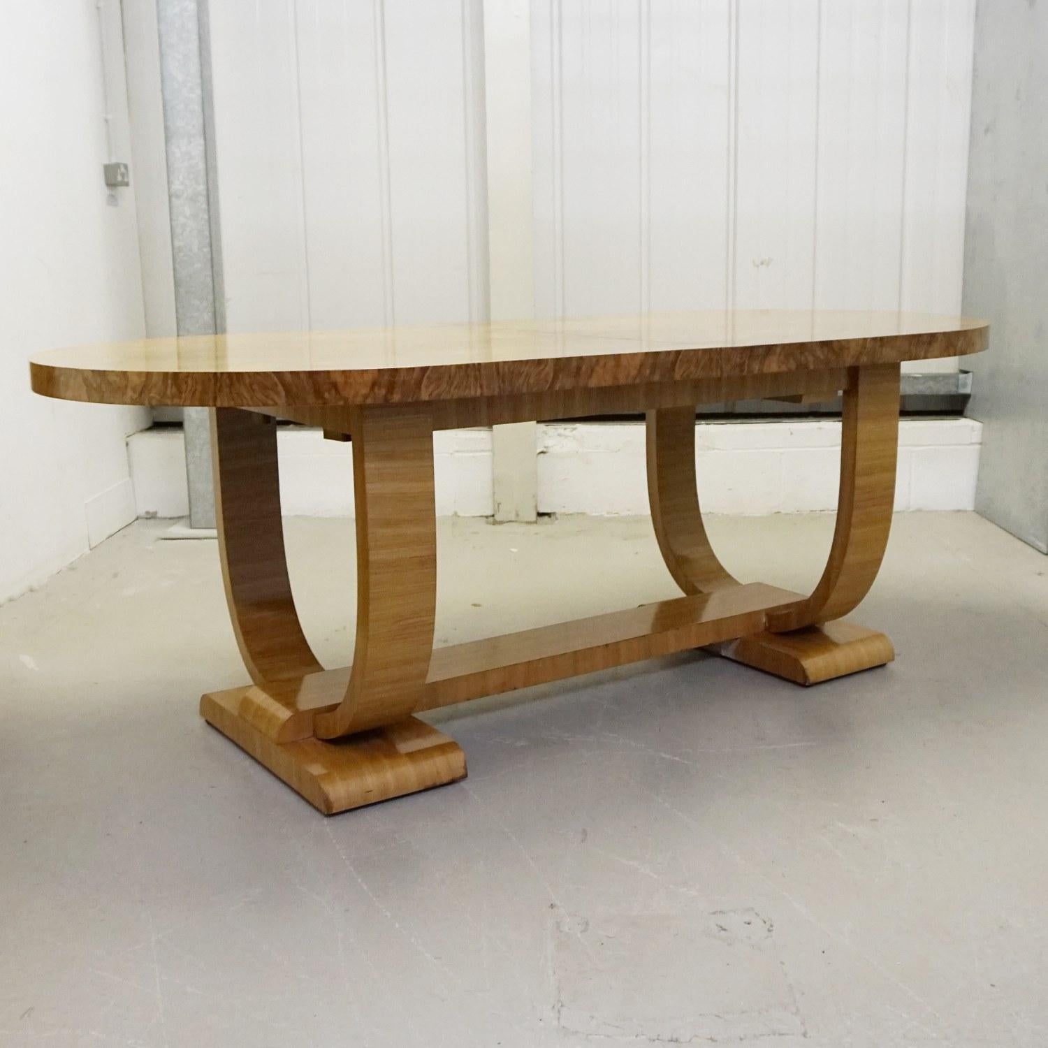 Art Deco 8-Seat Extendable Dining Suite Attributed to Heal's of London 3