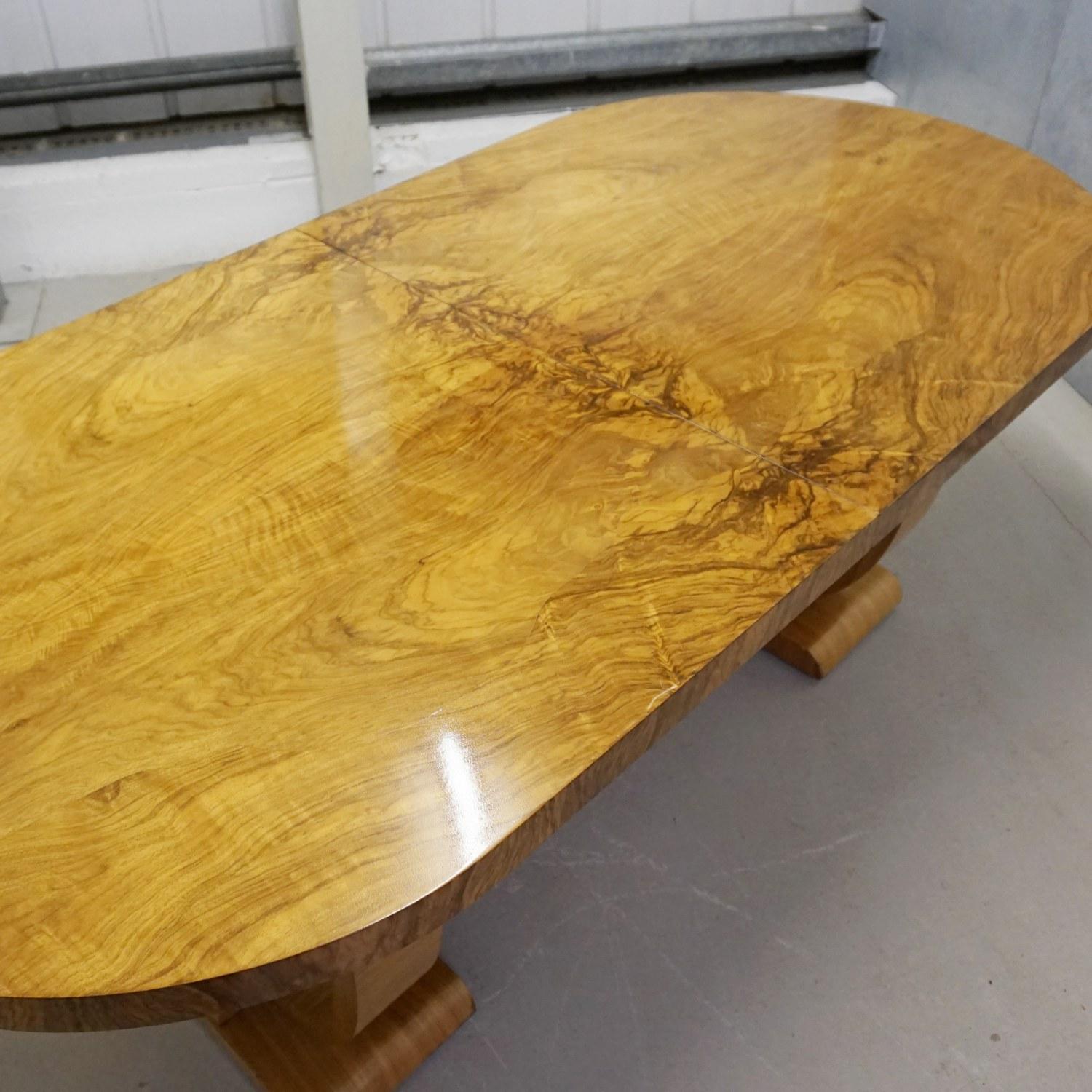 Art Deco 8-Seat Extendable Dining Suite Attributed to Heal's of London 5