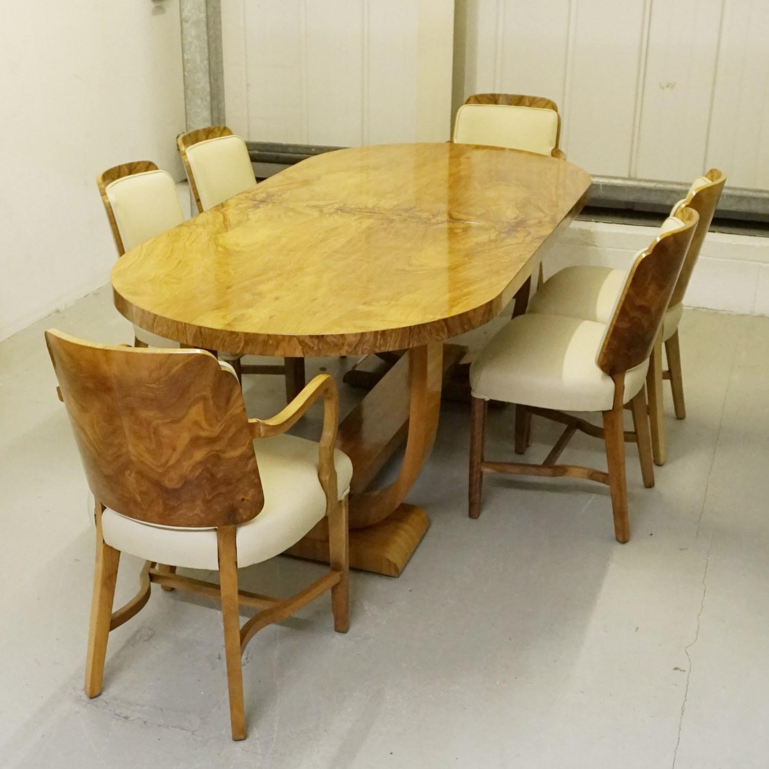Art Deco 8-Seat Extendable Dining Suite Attributed to Heal's of London 3