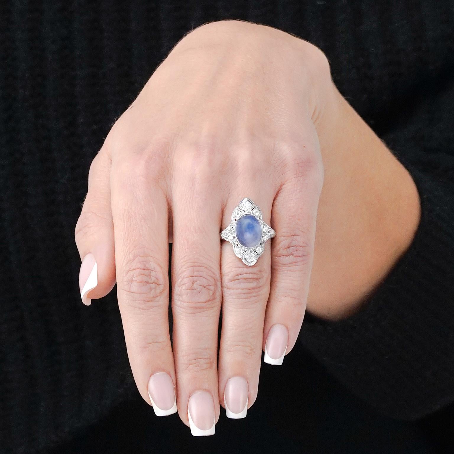 Art Deco 8.08ct Star Sapphire Ring In Excellent Condition For Sale In Litchfield, CT