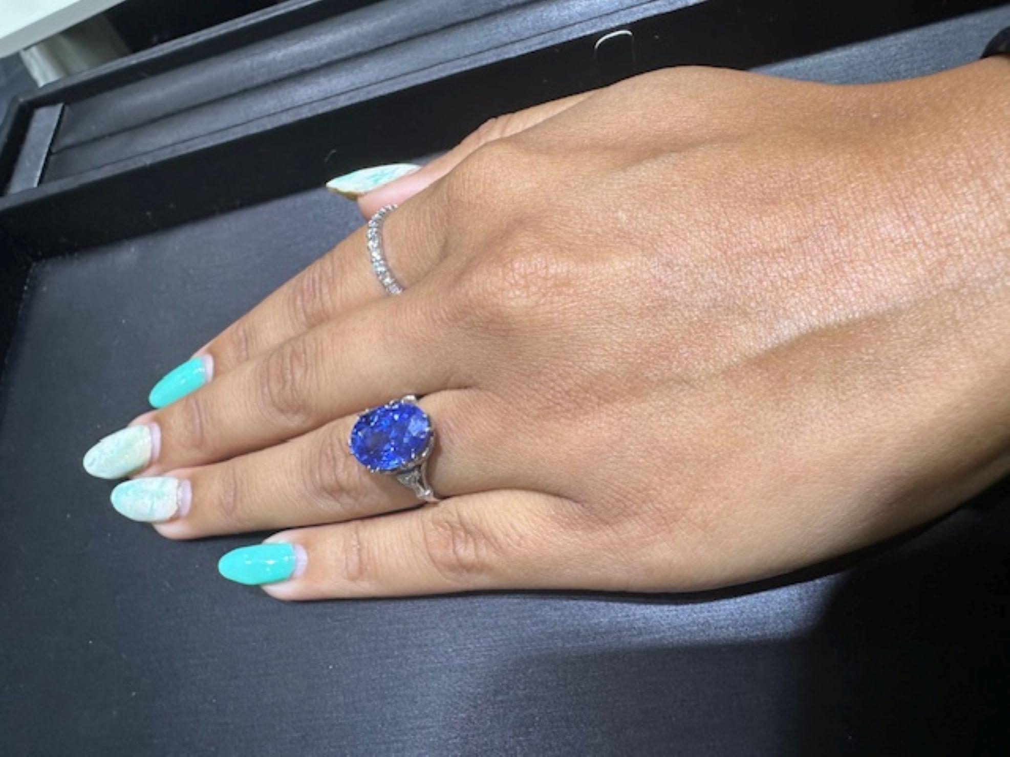 Art Decó Anillo de diamantes zafiro sin calor de Birmania de 8,19 quilates en venta 1