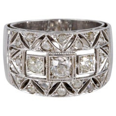 Art Deco .85 Ct  Bague à large bande diamantée 18 KT