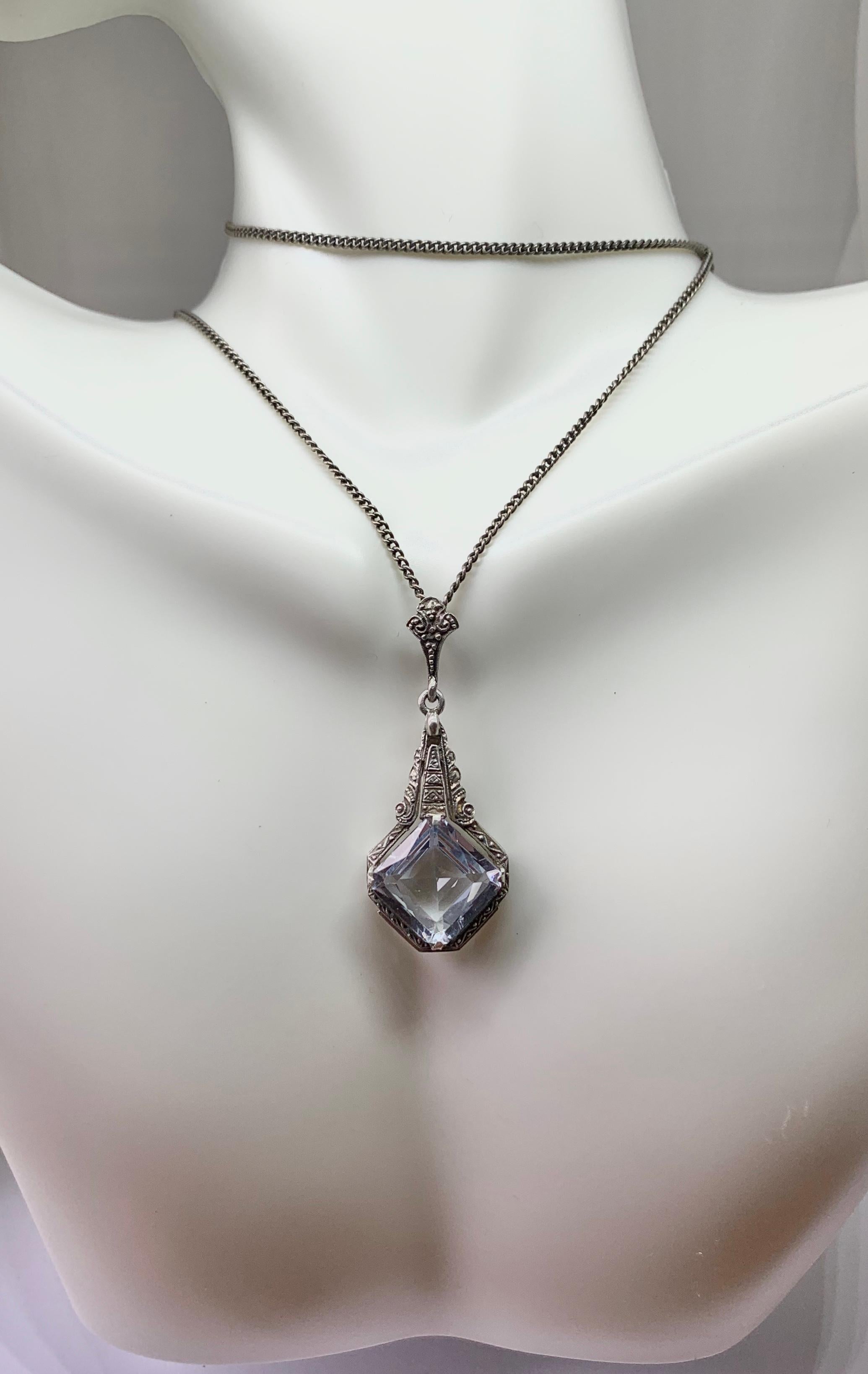 Women's Art Deco 8.6 Carat Blue Spinel Pendant Necklace Silver Antique Circa 1920 For Sale
