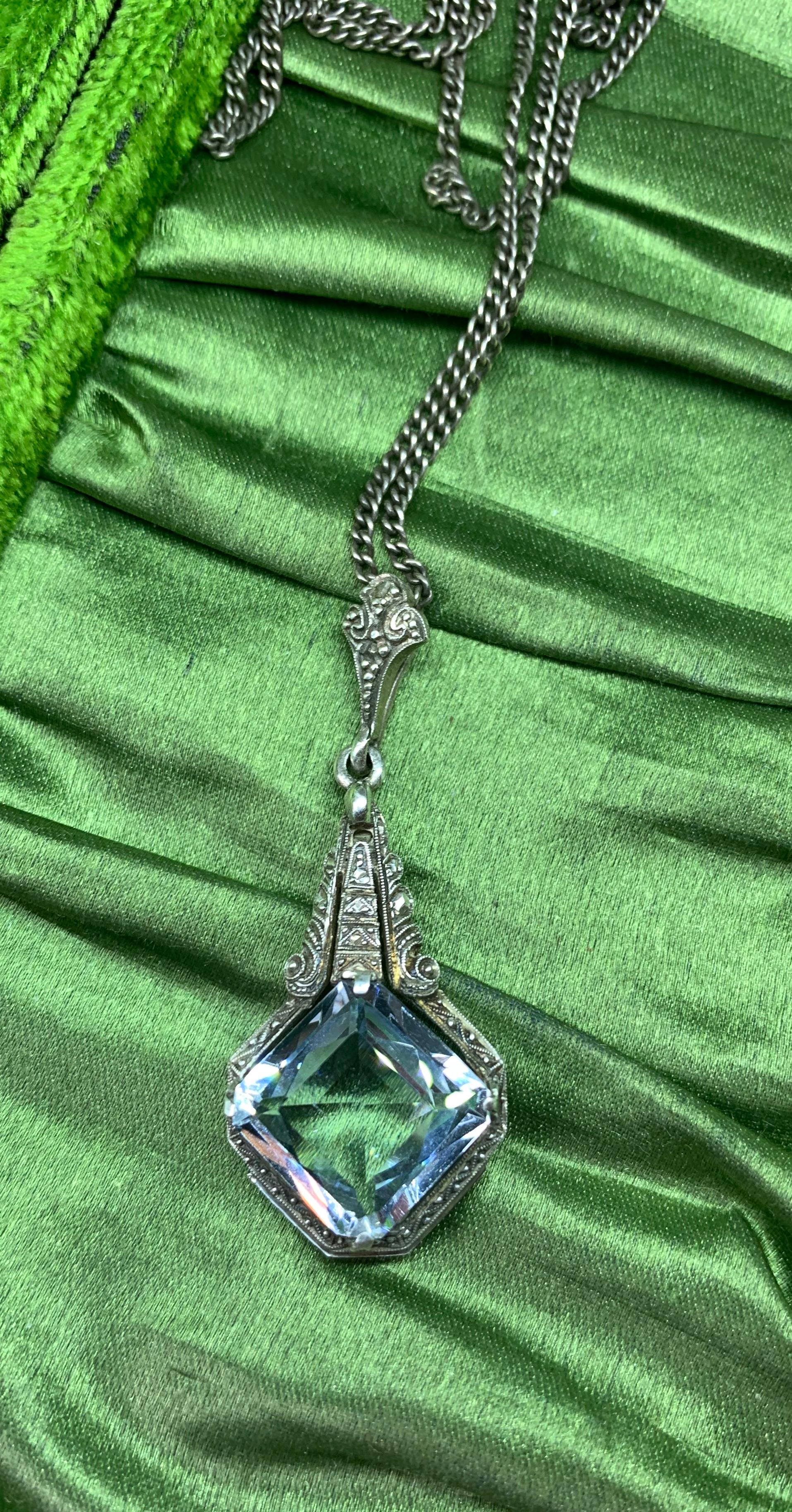 Art Deco 8.6 Carat Blue Spinel Pendant Necklace Silver Antique Circa 1920 For Sale 1