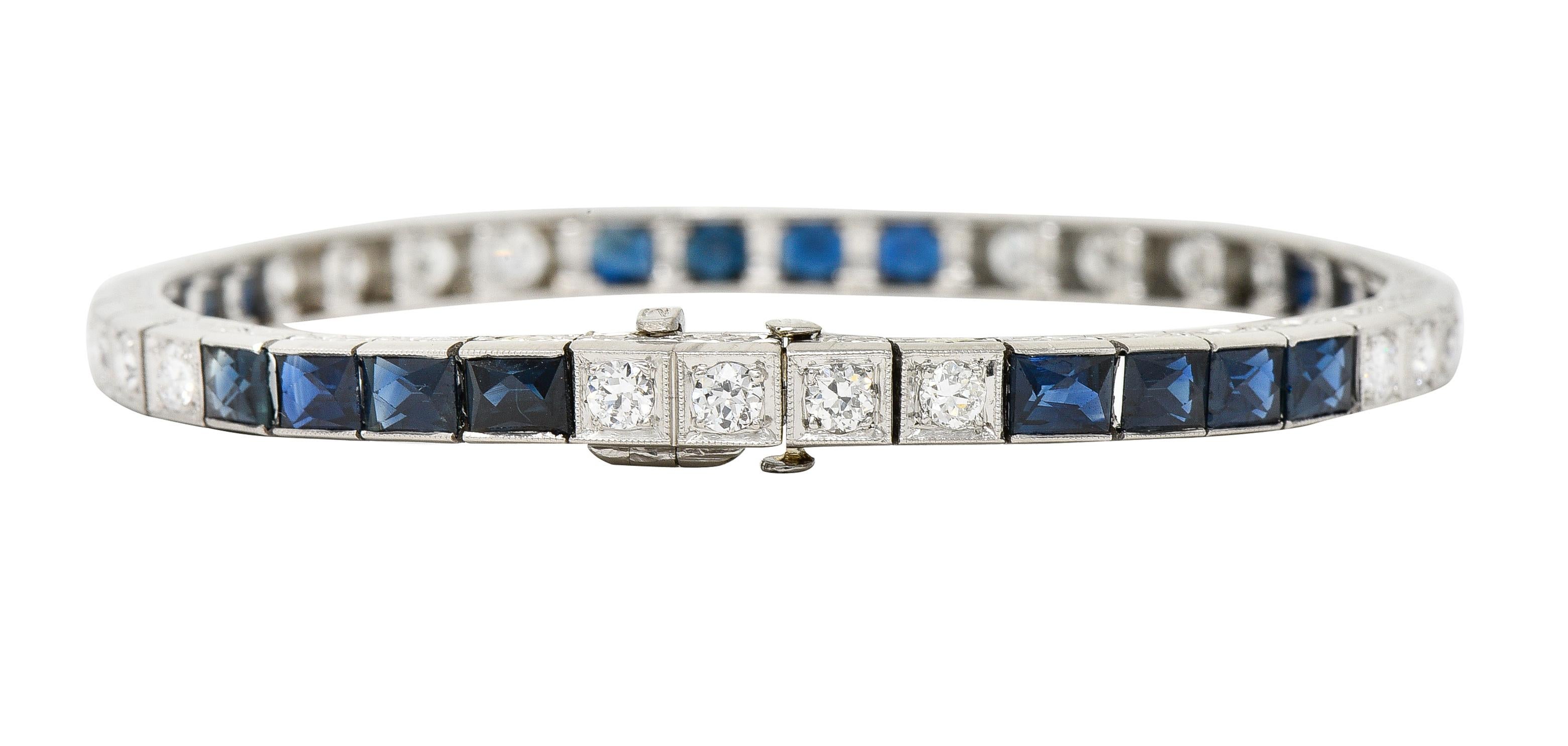 Taille française Art Deco 9.00 CTW French Cut Sapphire Diamond Platinum Vintage Channel Bracelet en vente