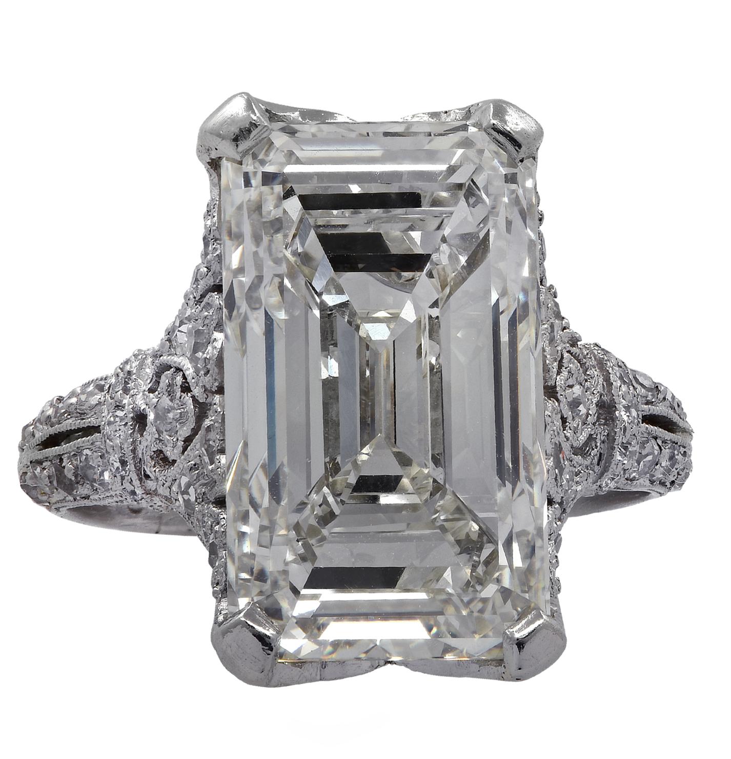 art deco emerald cut engagement ring