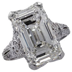 Art Deco 9.04 Carat Emerald Cut Engagement Ring