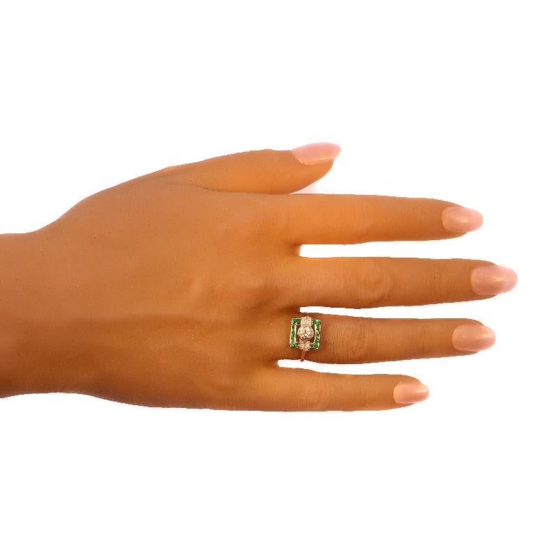 Art Deco .91 Carat Diamond and Emerald Platinum Square Geometric Ring, 1920s For Sale 5