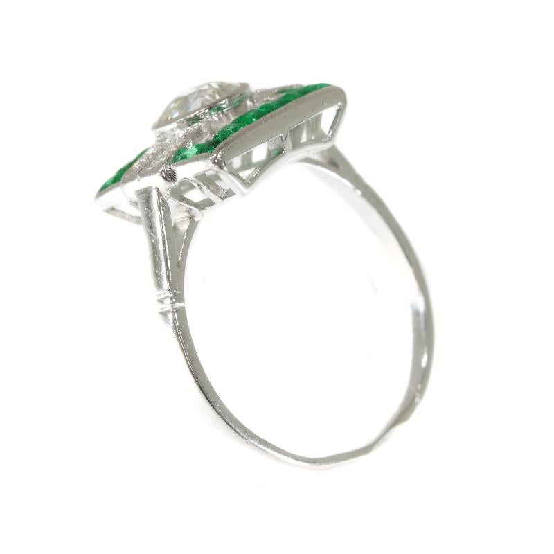 Art Deco .91 Carat Diamond and Emerald Platinum Square Geometric Ring, 1920s For Sale 1
