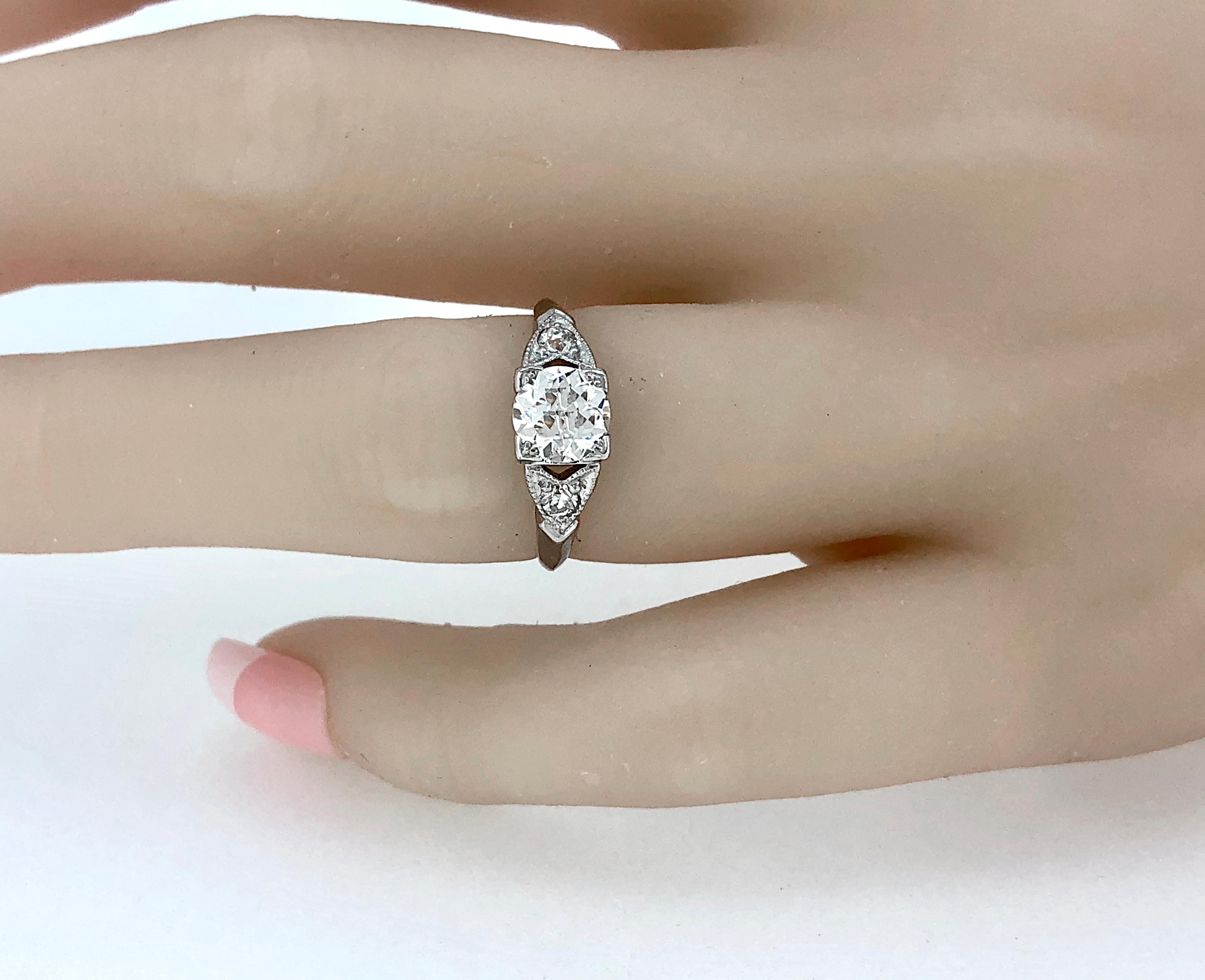 Women's Art Deco .92 Carat Diamond Platinum Engagement Ring For Sale