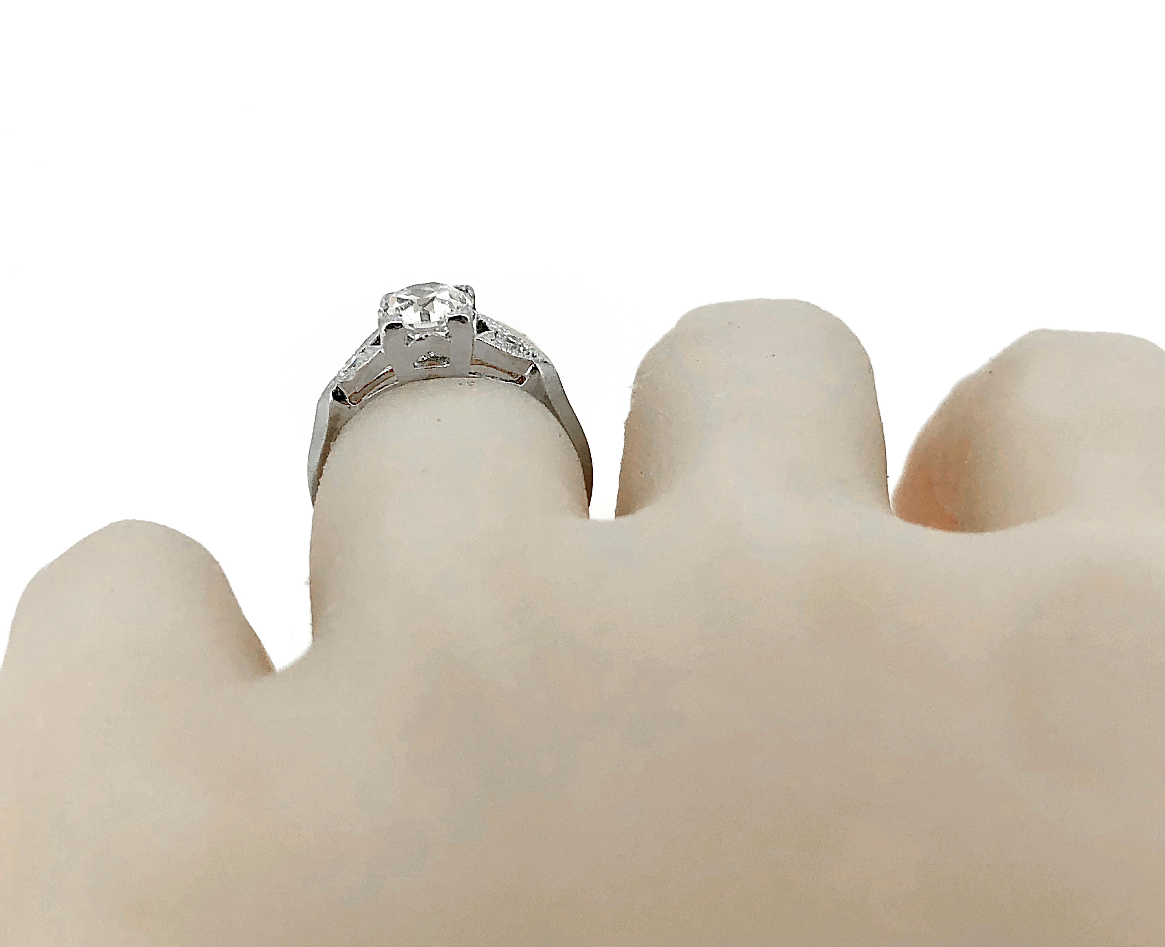 Art Deco .92 Carat Diamond Platinum Engagement Ring For Sale 1
