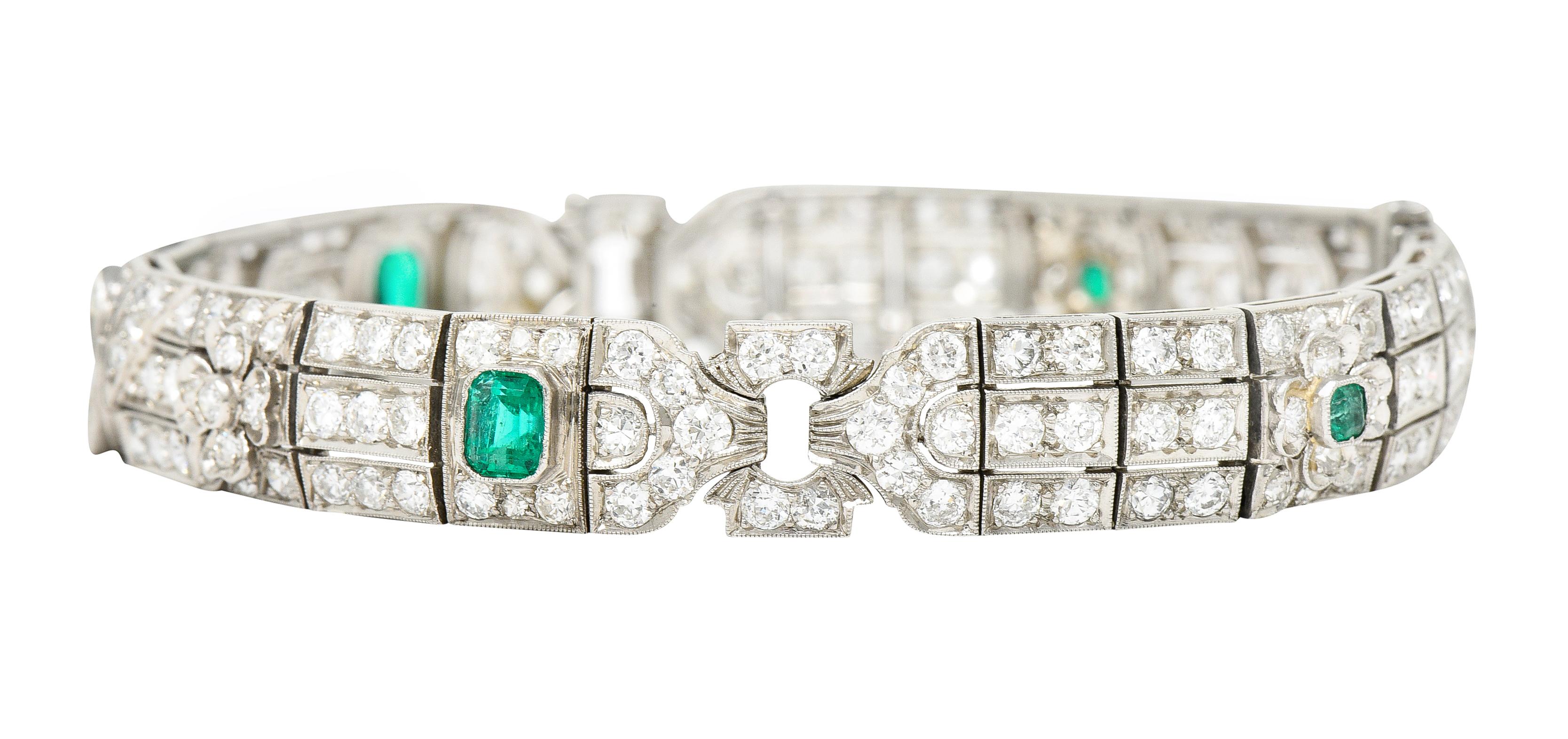 Art Deco 9.25 Carats Emerald Diamond Platinum Clover Link Bracelet 3