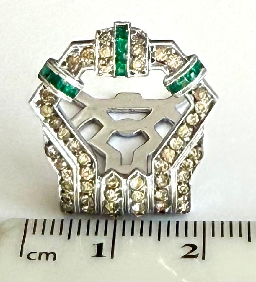 Pinza de vestir Art Déco de plata de ley 925 con pasta verde, antigua de colección en venta 6