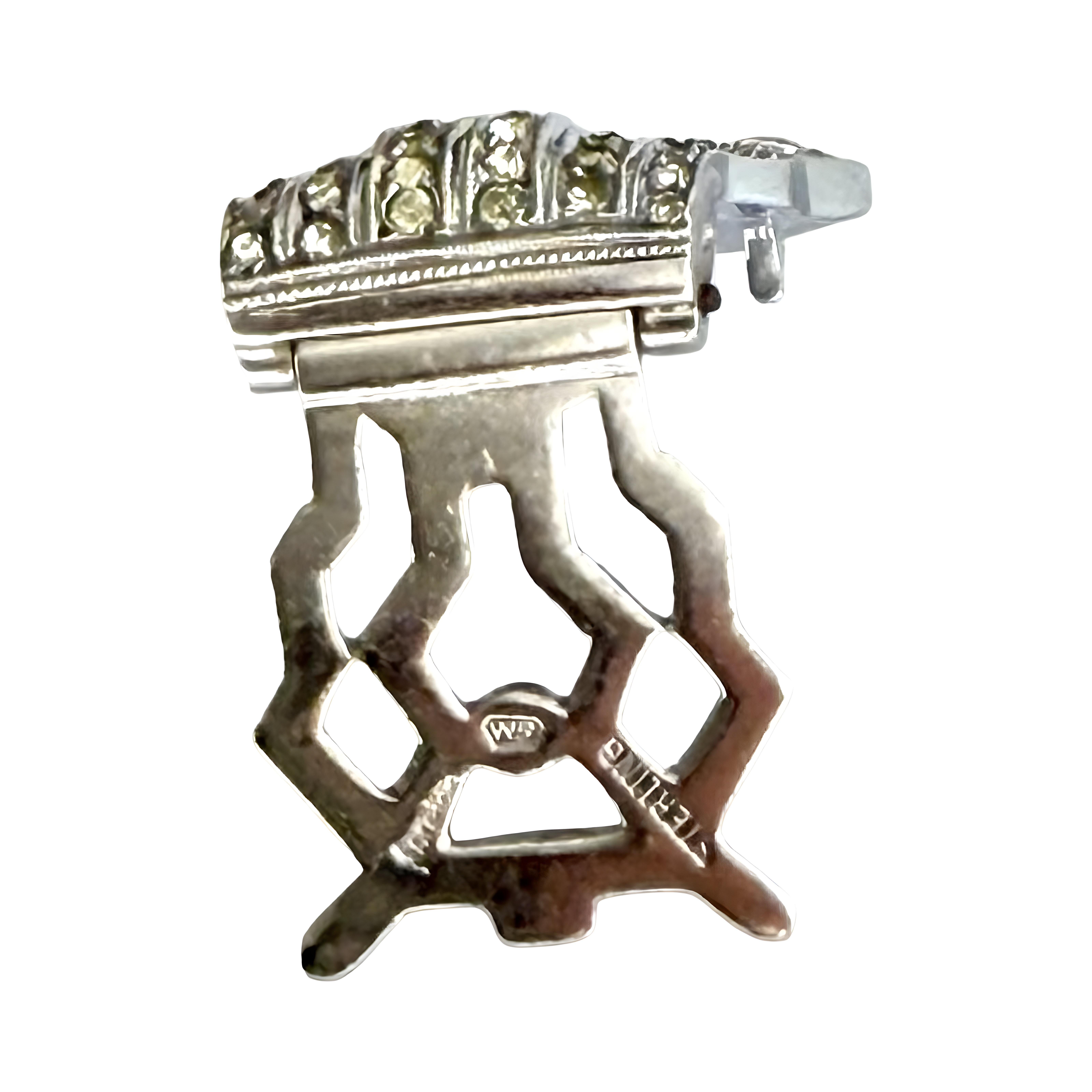 Pinza de vestir Art Déco de plata de ley 925 con pasta verde, antigua de colección en venta 4