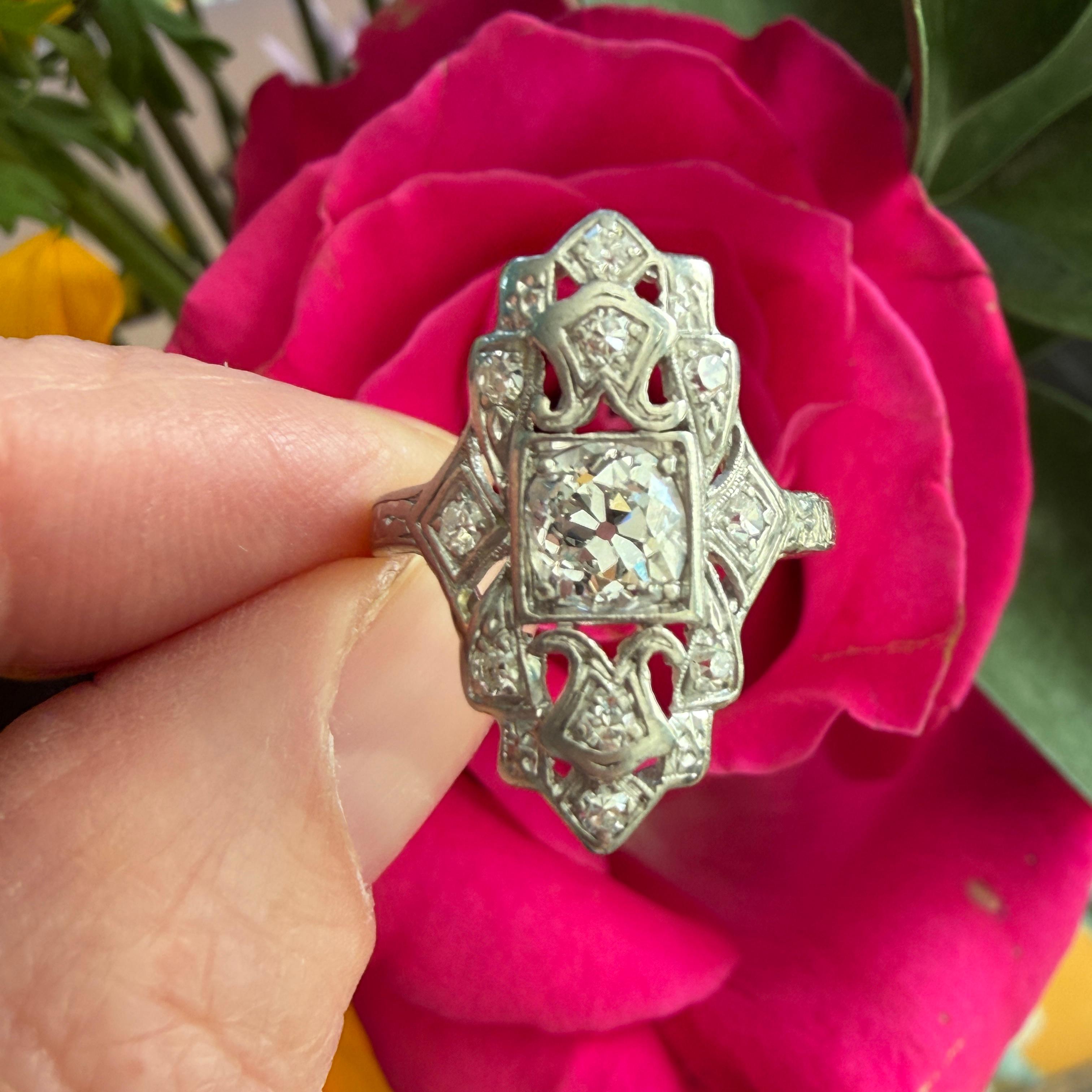 Anello da cocktail in platino con diamante TDW .98ct Art Deco in vendita 5