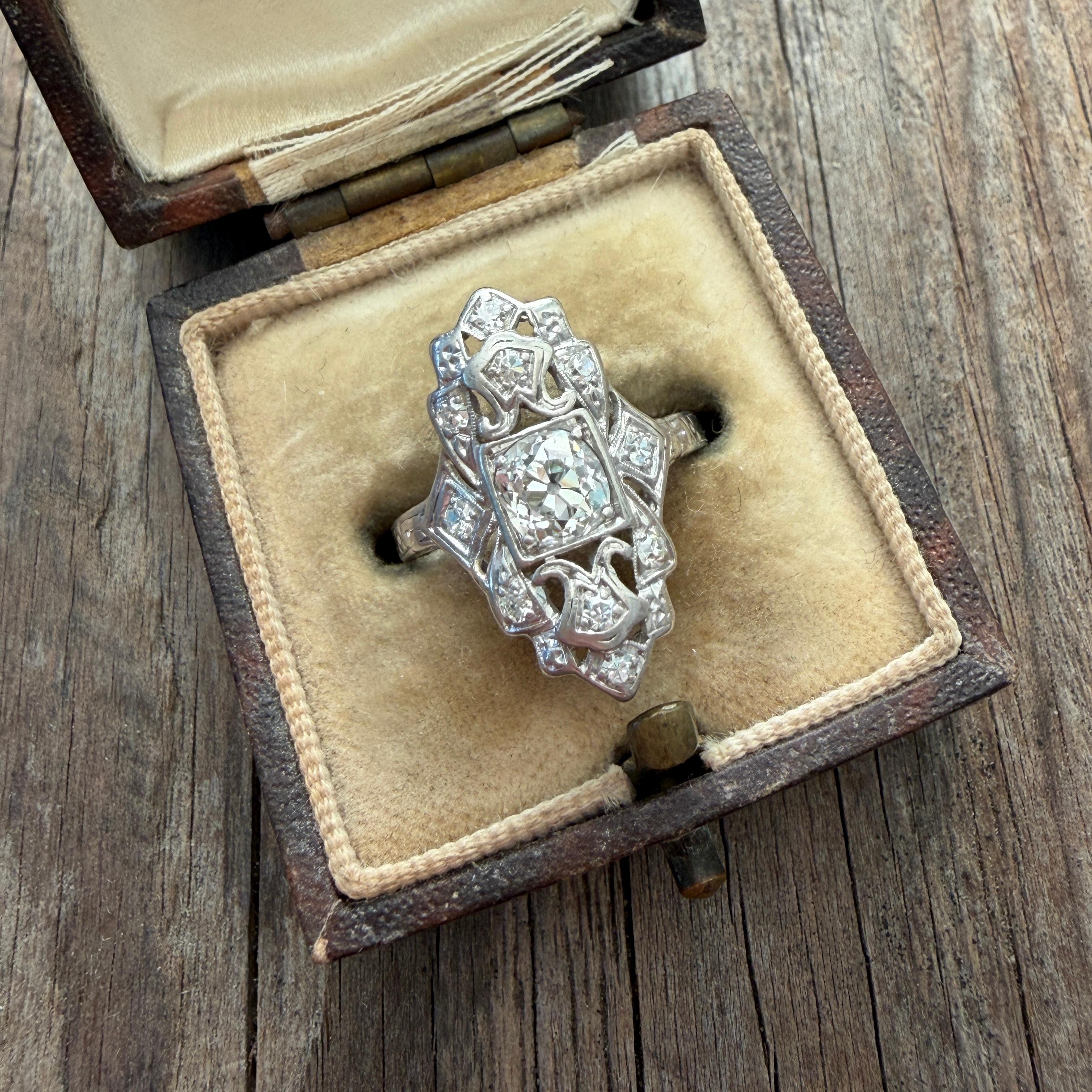 Anello da cocktail in platino con diamante TDW .98ct Art Deco In condizioni buone in vendita a Scotts Valley, CA