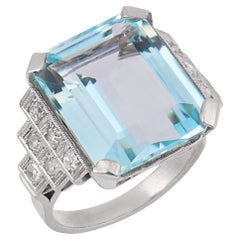 Art Deco 9.90 carat aquamarine diamond platinum cocktail ring
