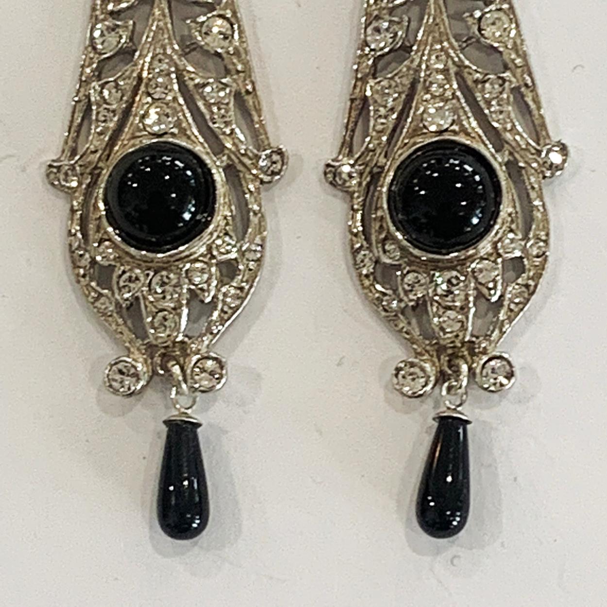 Art Deco 9ct Gold, Silver, Onyx and Crystal earrings  In Good Condition For Sale In Daylesford, Victoria